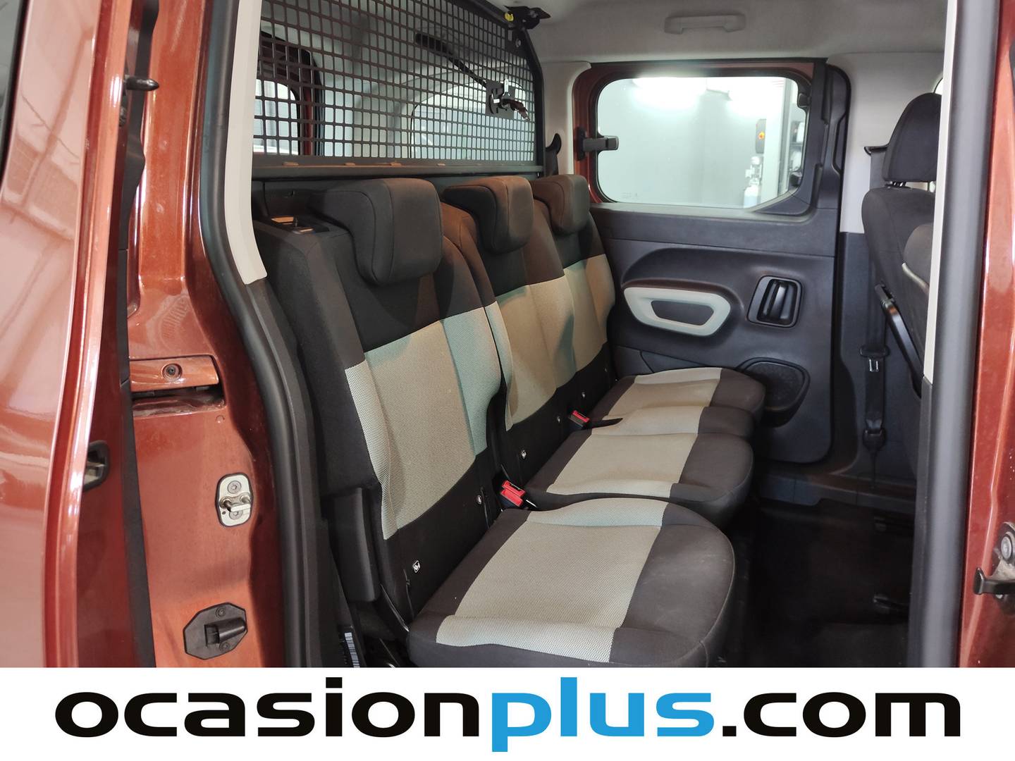 Citroën Berlingo Citroën Berlingo BlueHDi 100 S&S Talla M Feel Business (102 CV) al mejor precio