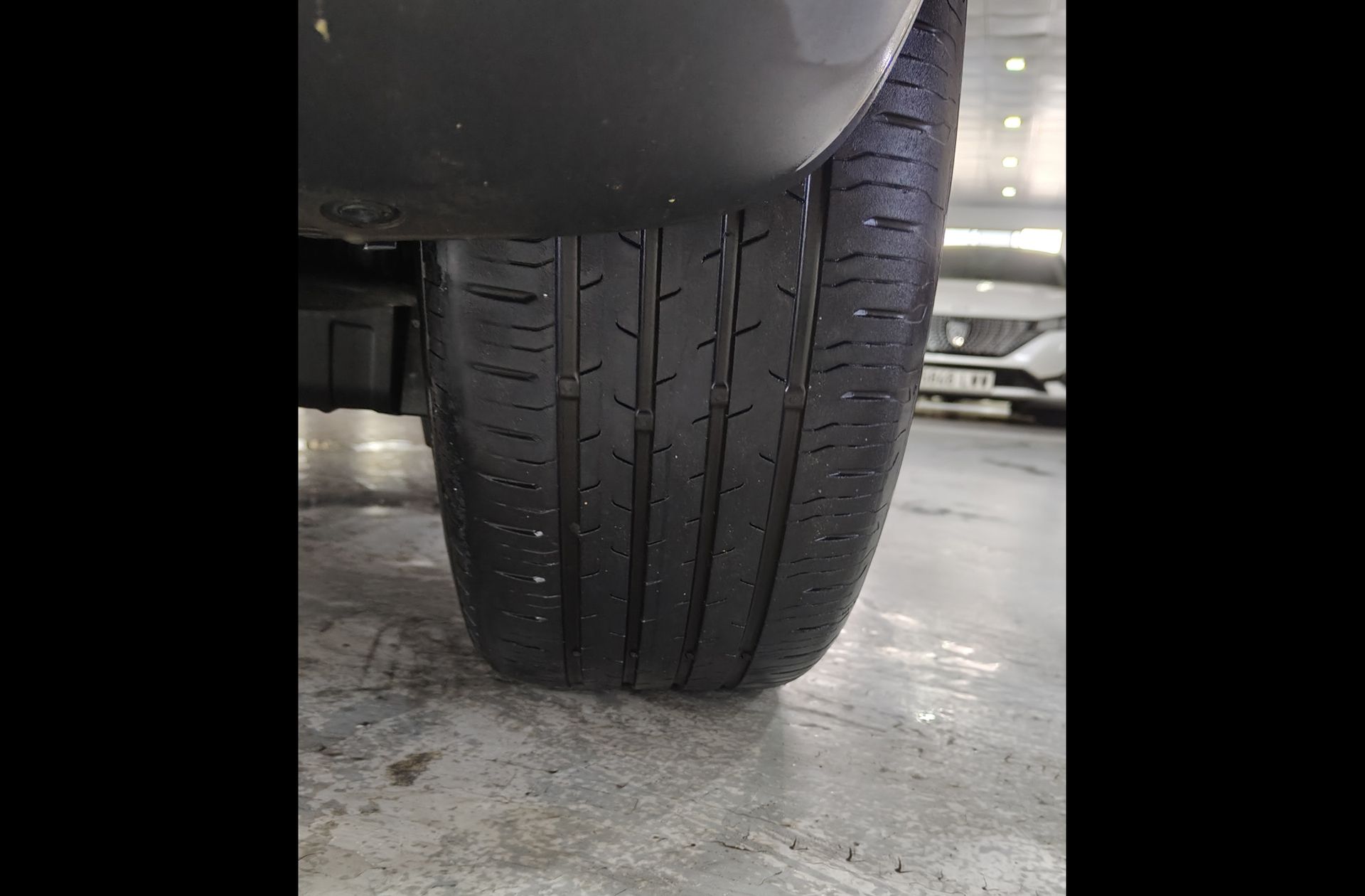 Mercedes-Benz EQA 300 4Matic Pack AMG - foto 35