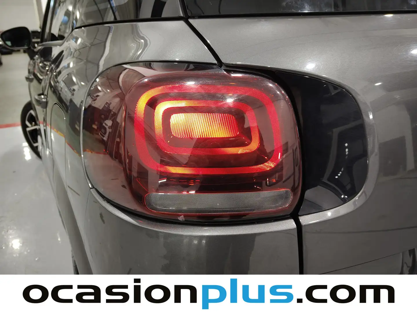 Foto Citroën C3 Aircross Citroen C3 Aircross PureTech 130 Shine Pack EAT6 (131 CV)