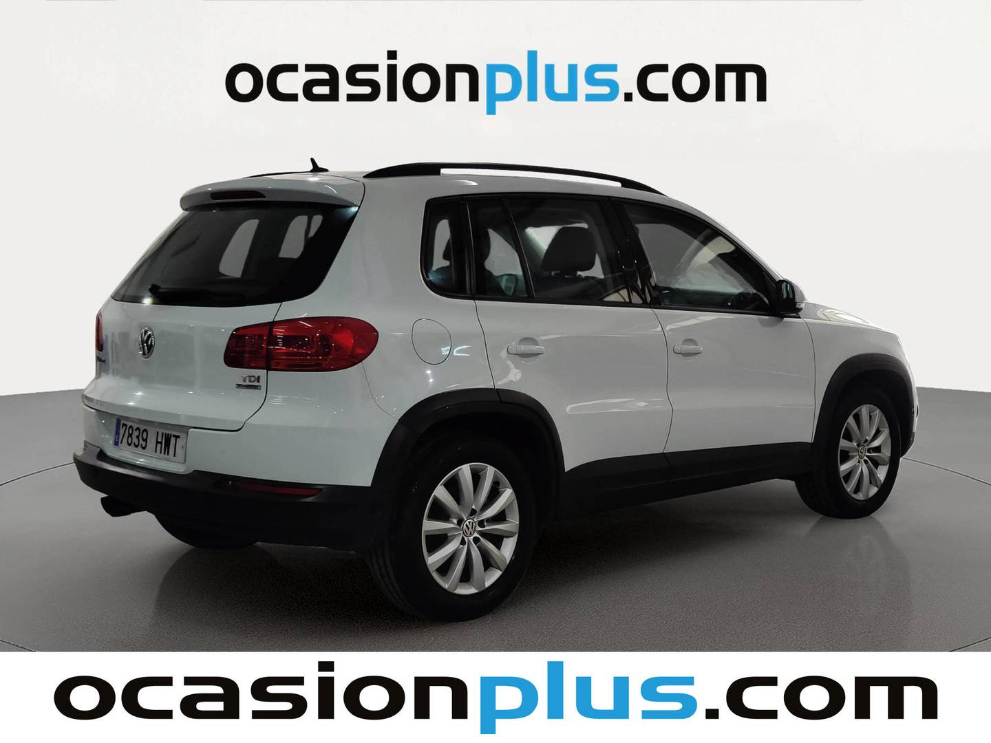 Foto trasera Volkswagen Tiguan Volkswagen Tiguan Cross 2.0 TDI BMT 4x2 (110 CV) derecha