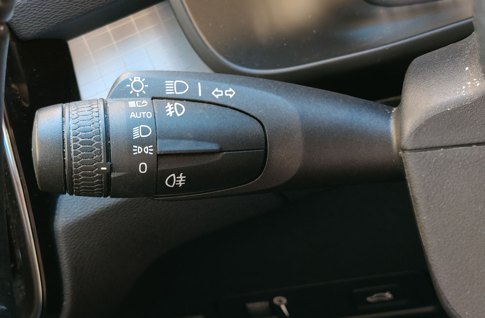 Volvo XC40 T3 Momentum Pro - foto 26