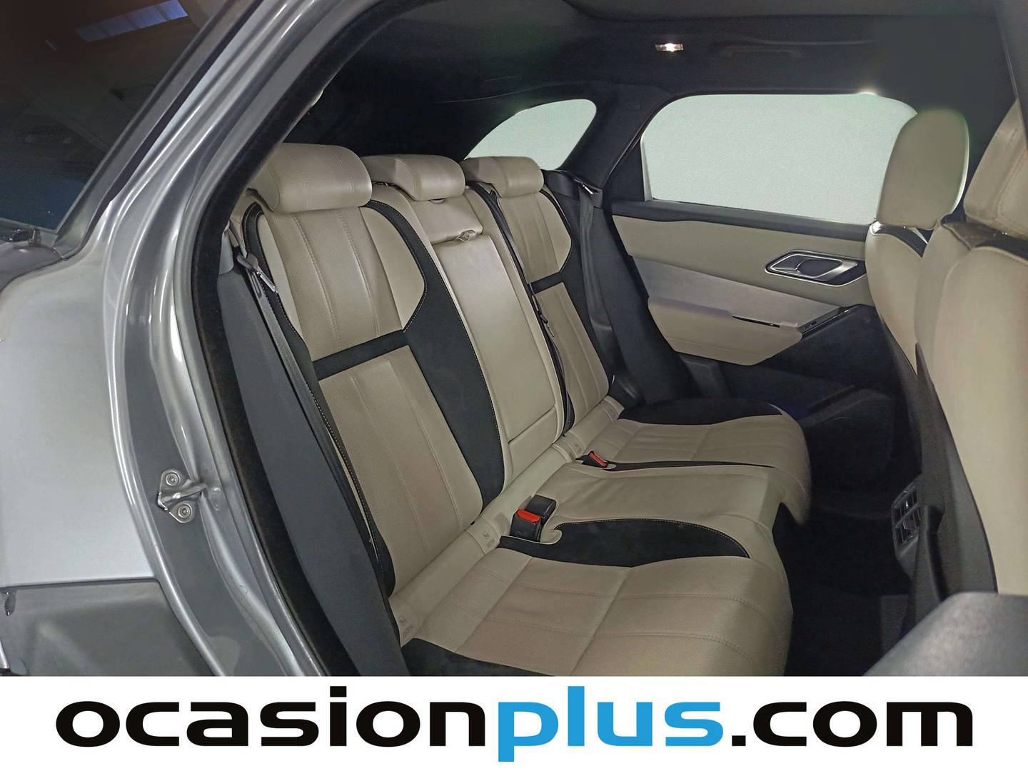 Foto Land Rover Range Rover Velar Land Rover Range Rover Velar P250 R-Dynamic S 4WD Auto (250 CV)