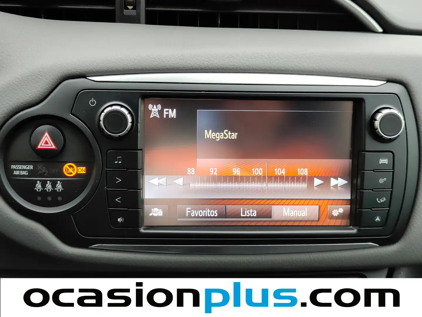 Foto Toyota Yaris Toyota Yaris 1.3 100 Active (99 CV)