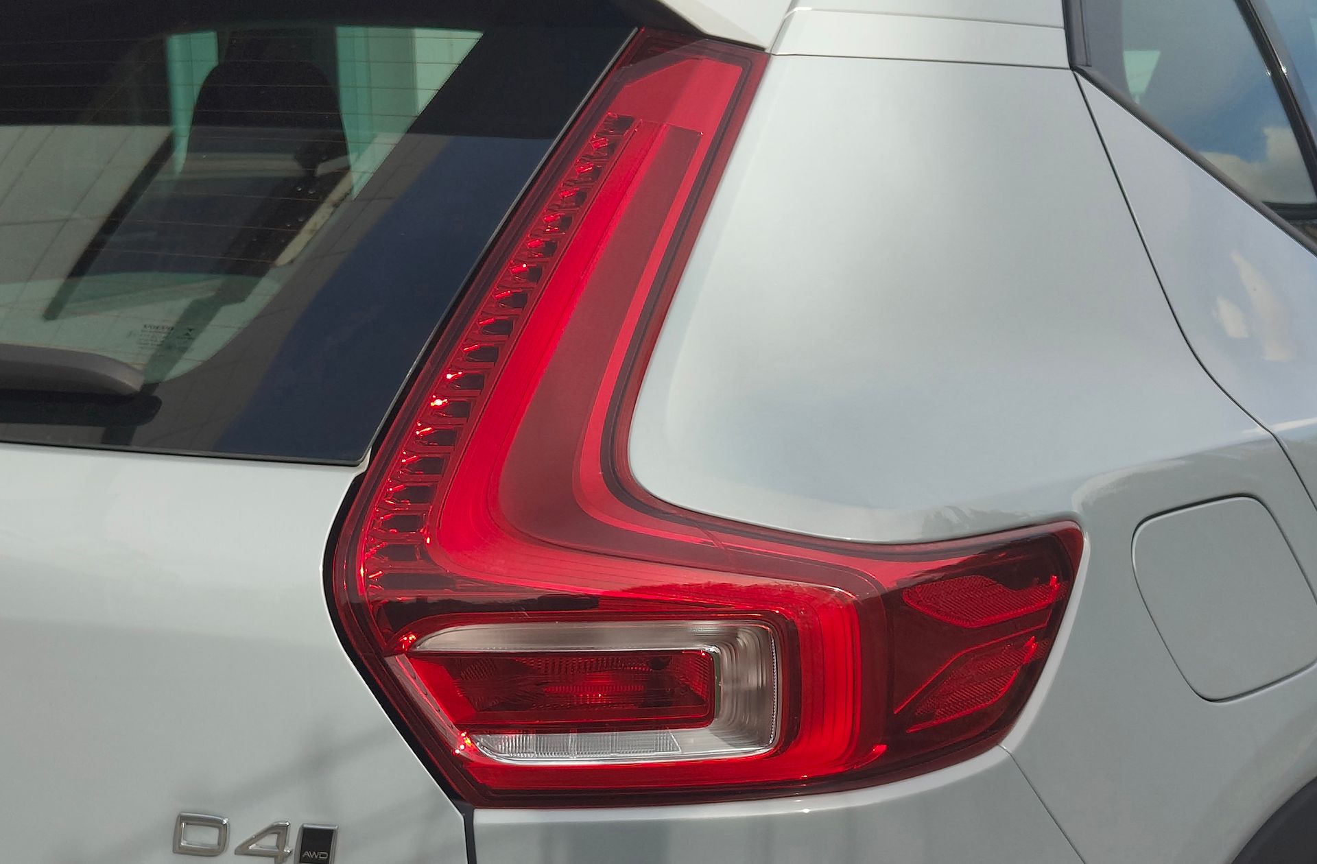 Volvo XC40 D4 Business Plus AWD - foto 16