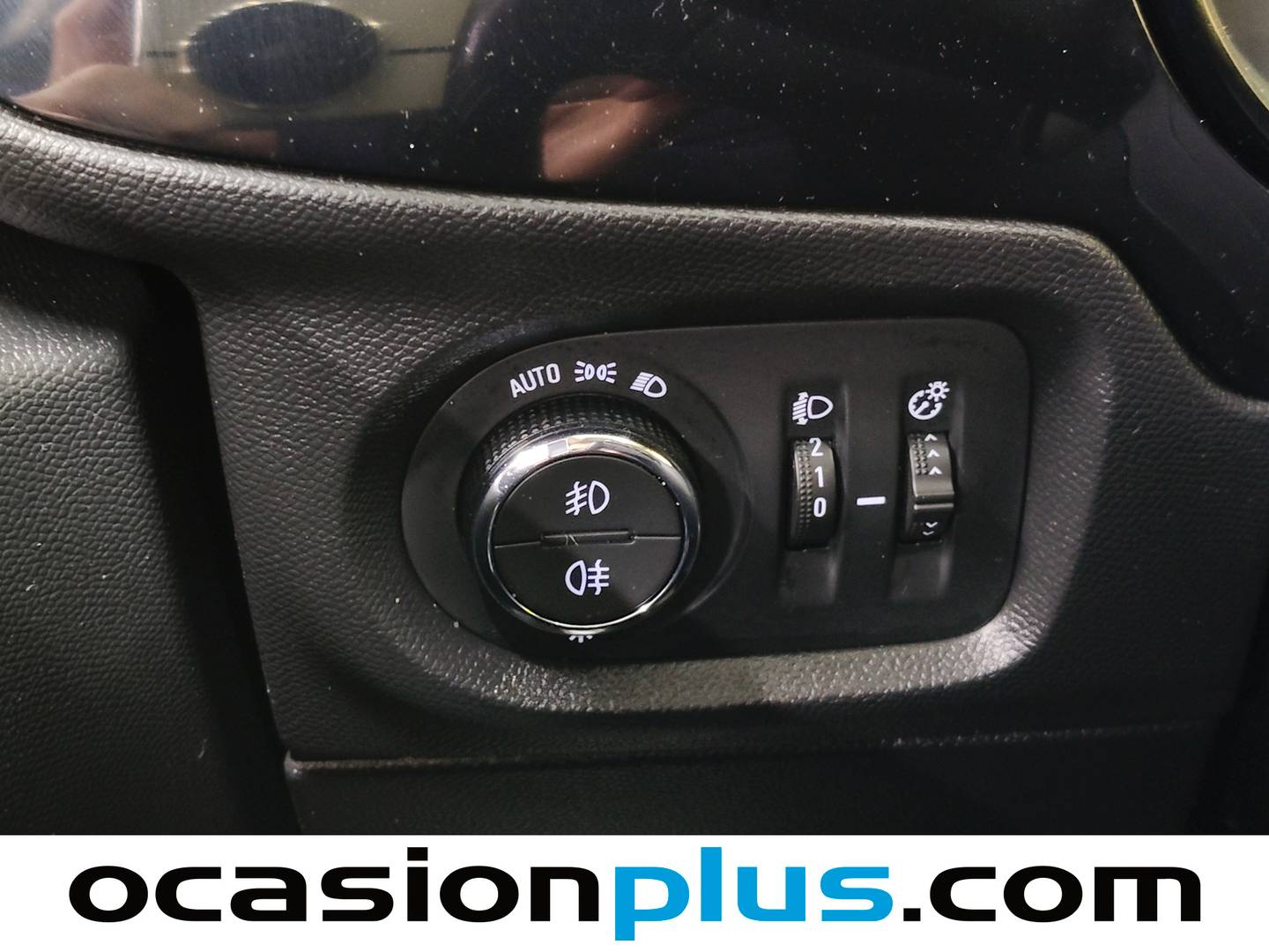 Equipamiento del Opel Corsa Opel Corsa 1.2 XEL S&S Edition (75 CV)