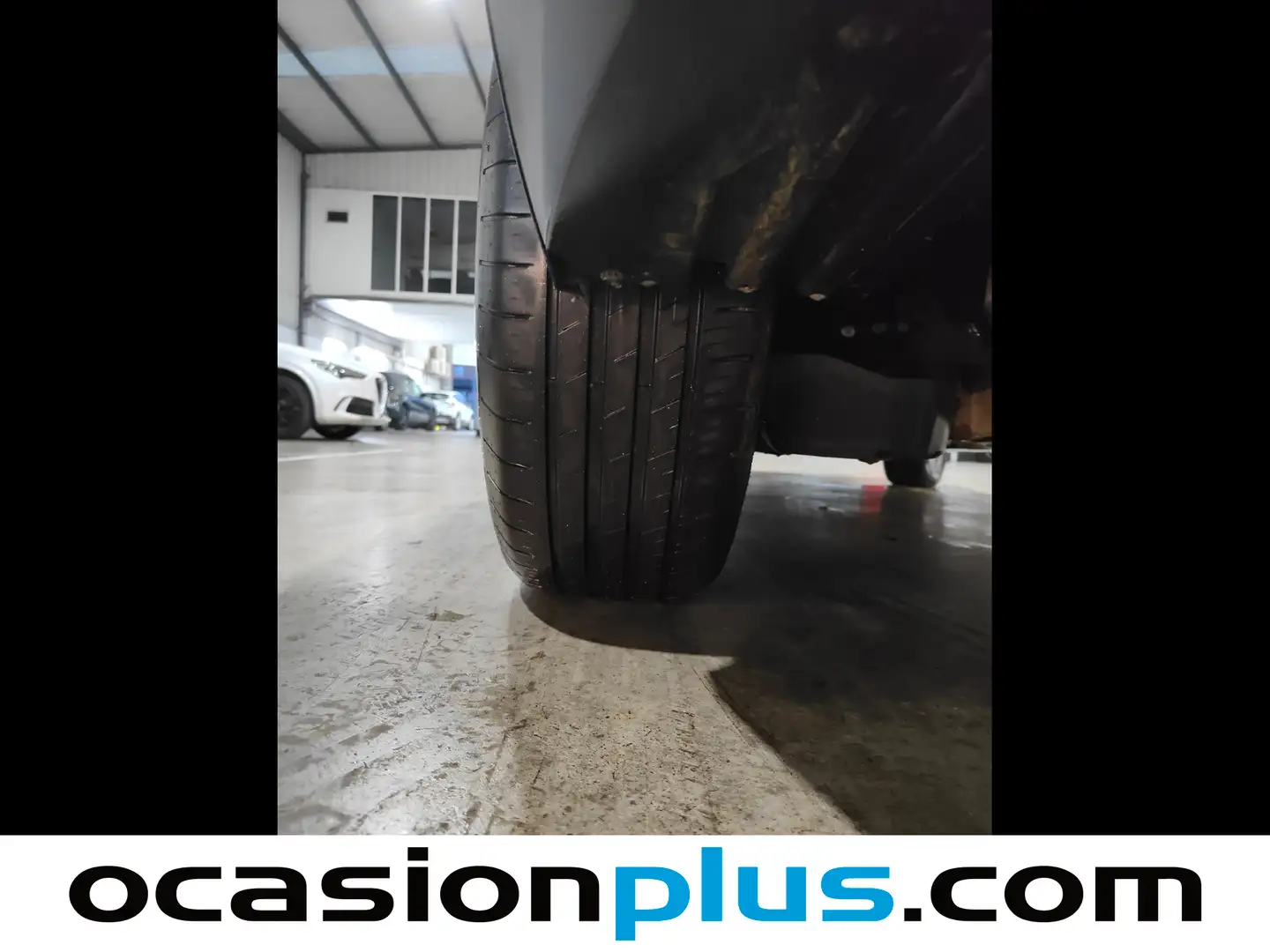 Foto Peugeot 408 Peugeot 408 Allure PHEV 180 e-EAT8 (181 CV)