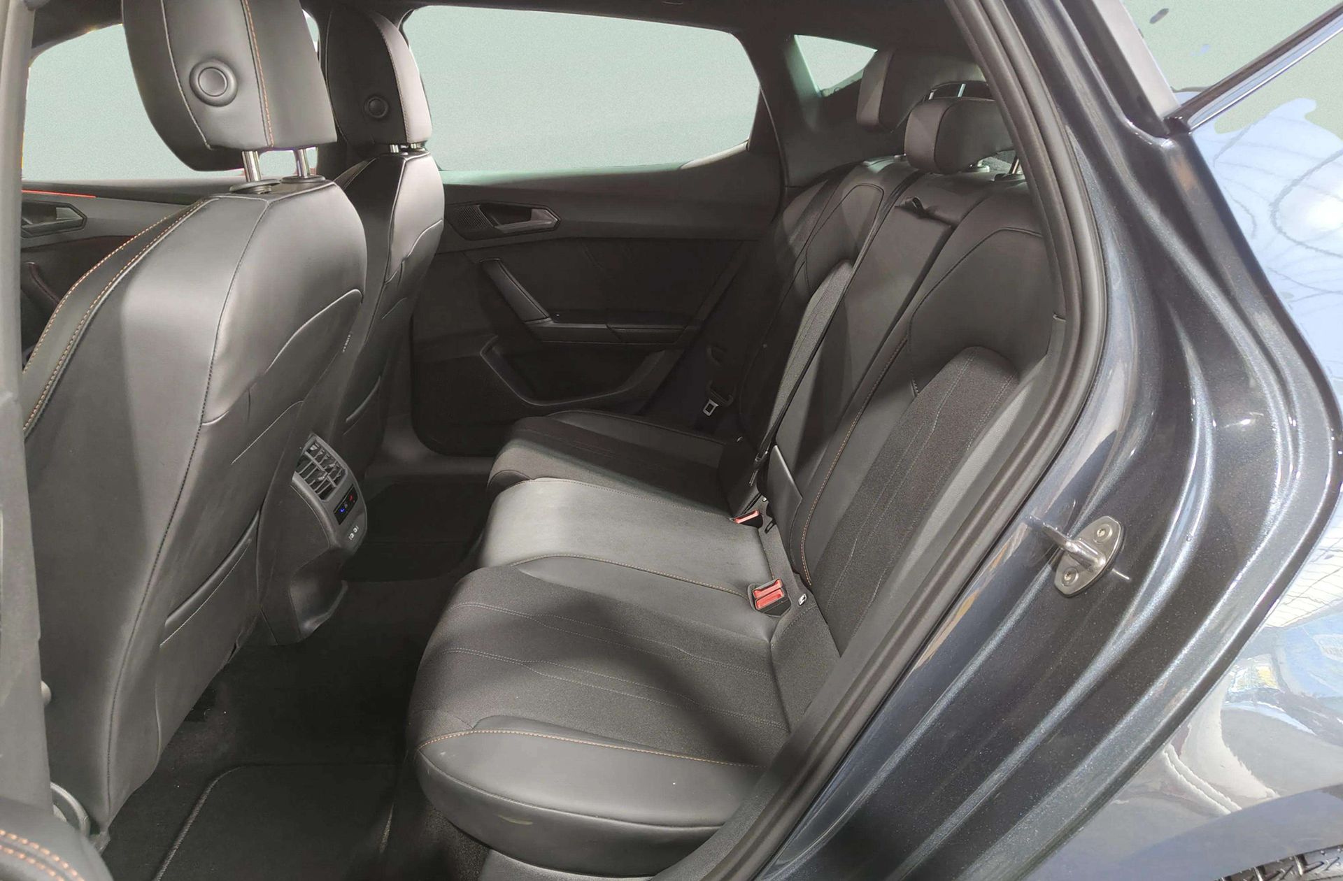 Cupra León 1.5 TSI e-Hybrid DSG - foto 14
