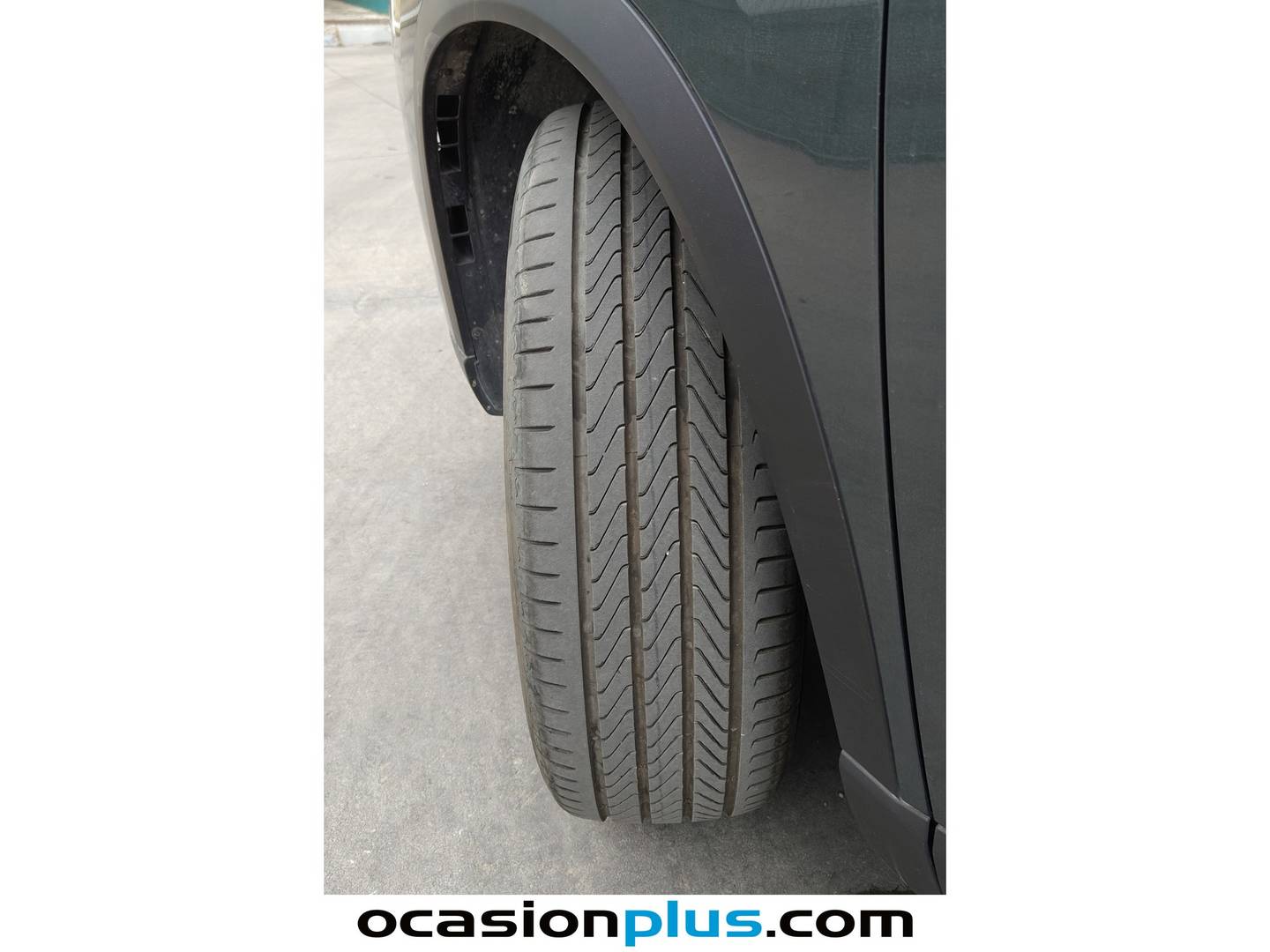 EBRO S800 EBRO S800 1.6 TGDI Premium DCT (147 CV) 7 Plazas de segunda mano