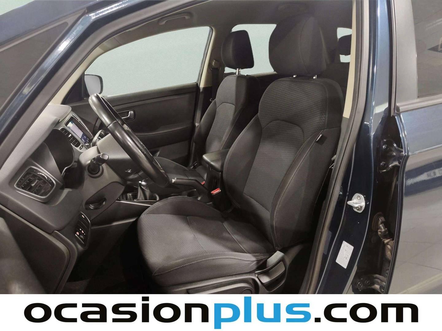 Foto asientos delanteros KIA Carens KIA Carens 1.6 GDi Concept (135 CV)