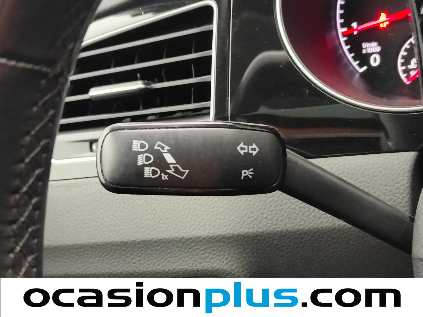 Foto Volkswagen Golf Sportsvan Volkswagen Golf Sportsvan Sport 1.4 TSI (150 CV) DSG