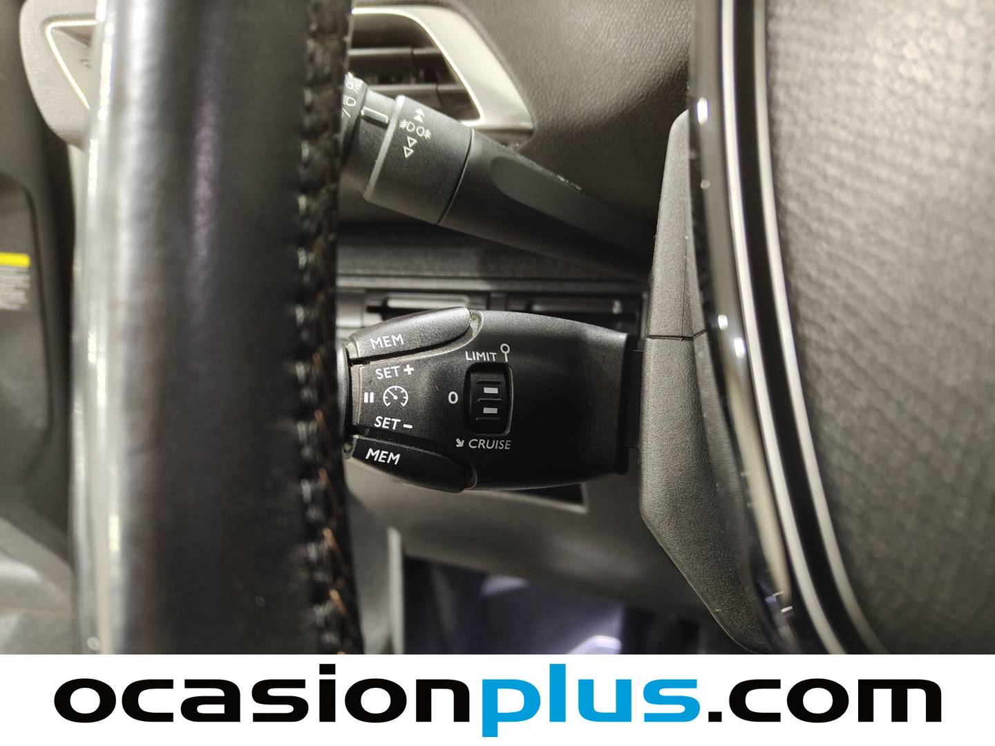 Foto Peugeot 3008 Peugeot 3008 PureTech 130 S&S GT Line (130 CV)