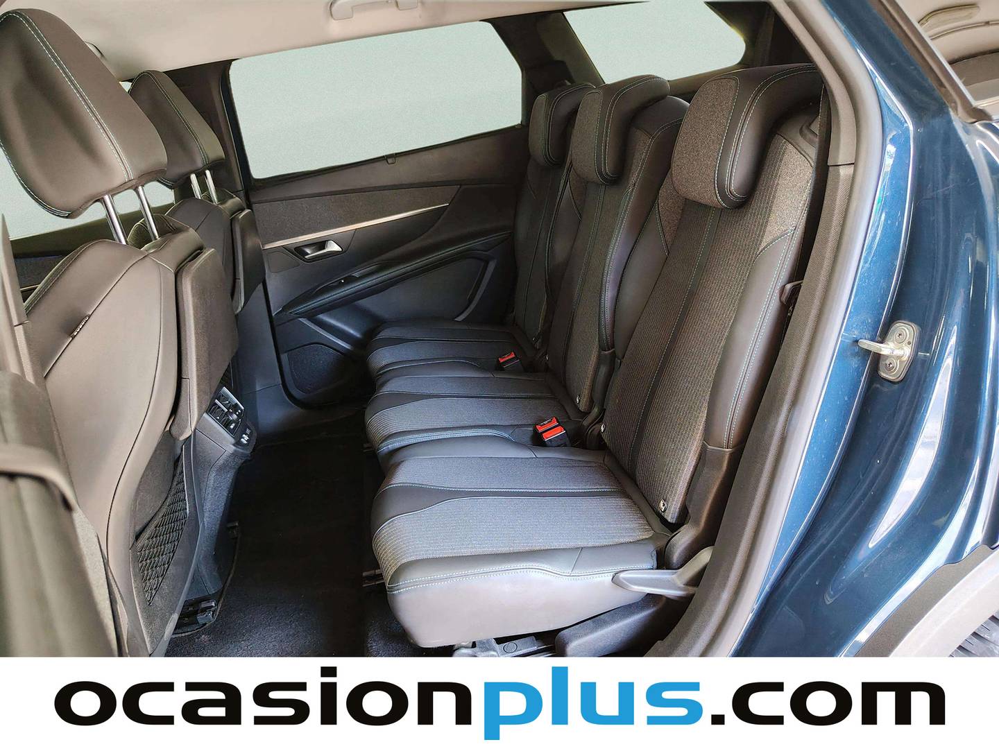 Foto asientos traseros Peugeot 5008 Peugeot 5008 PureTech 130 S&S Allure Pack (130 CV) 7 Plazas