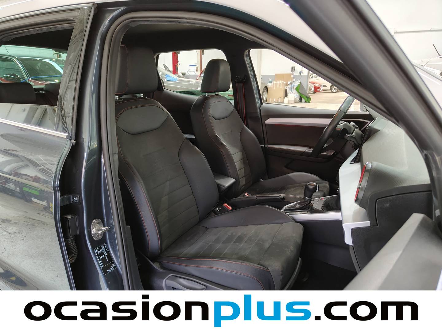 Foto Seat Arona SEAT Arona 1.5 TSI S&S FR XL DSG (150 CV)