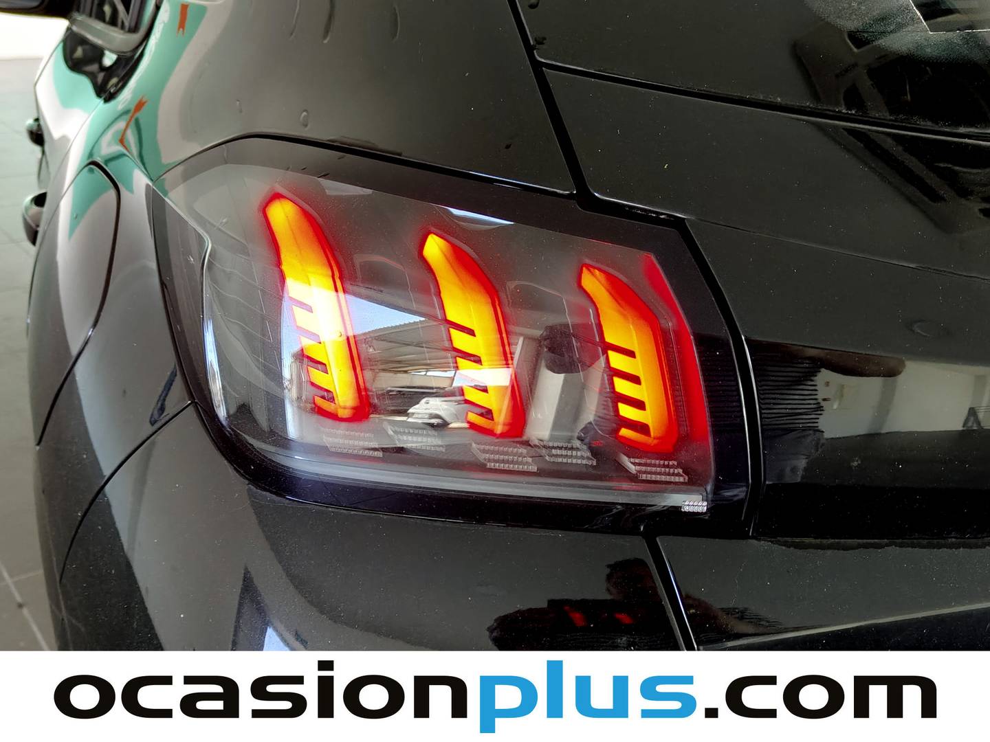 Foto Peugeot 208 Peugeot 208 PureTech 100 Allure  (100 CV)