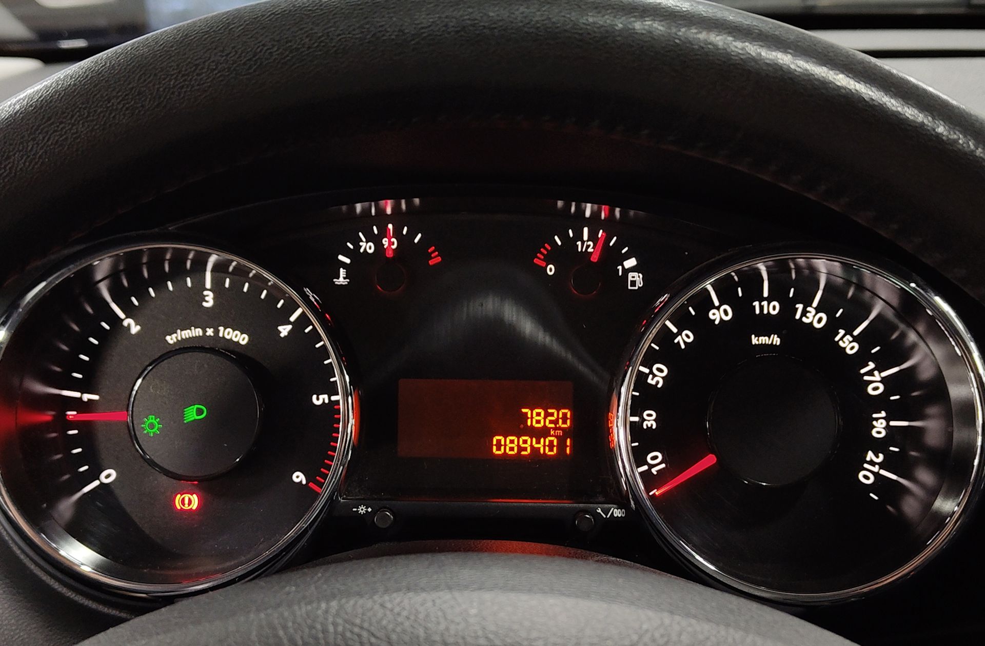 Peugeot 3008 1.6 BlueHDi FAP Style - foto 23