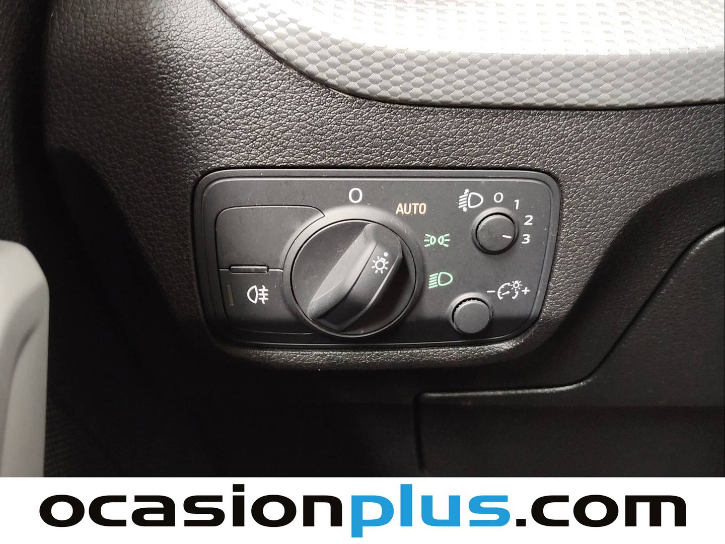 Foto Audi Q2 Audi Q2 Advanced 30 TDI (116 CV) S tronic