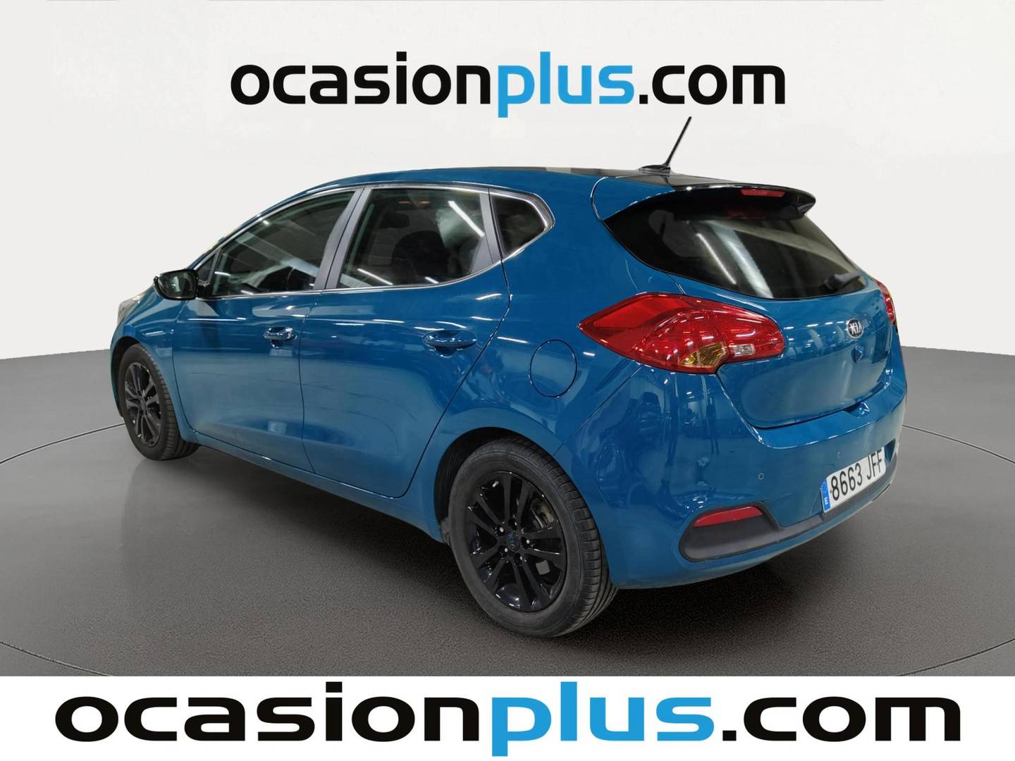 Foto delantera KIA Ceed KIA Ceed 1.6 CRDi VGT Drive (128 CV) derecha
