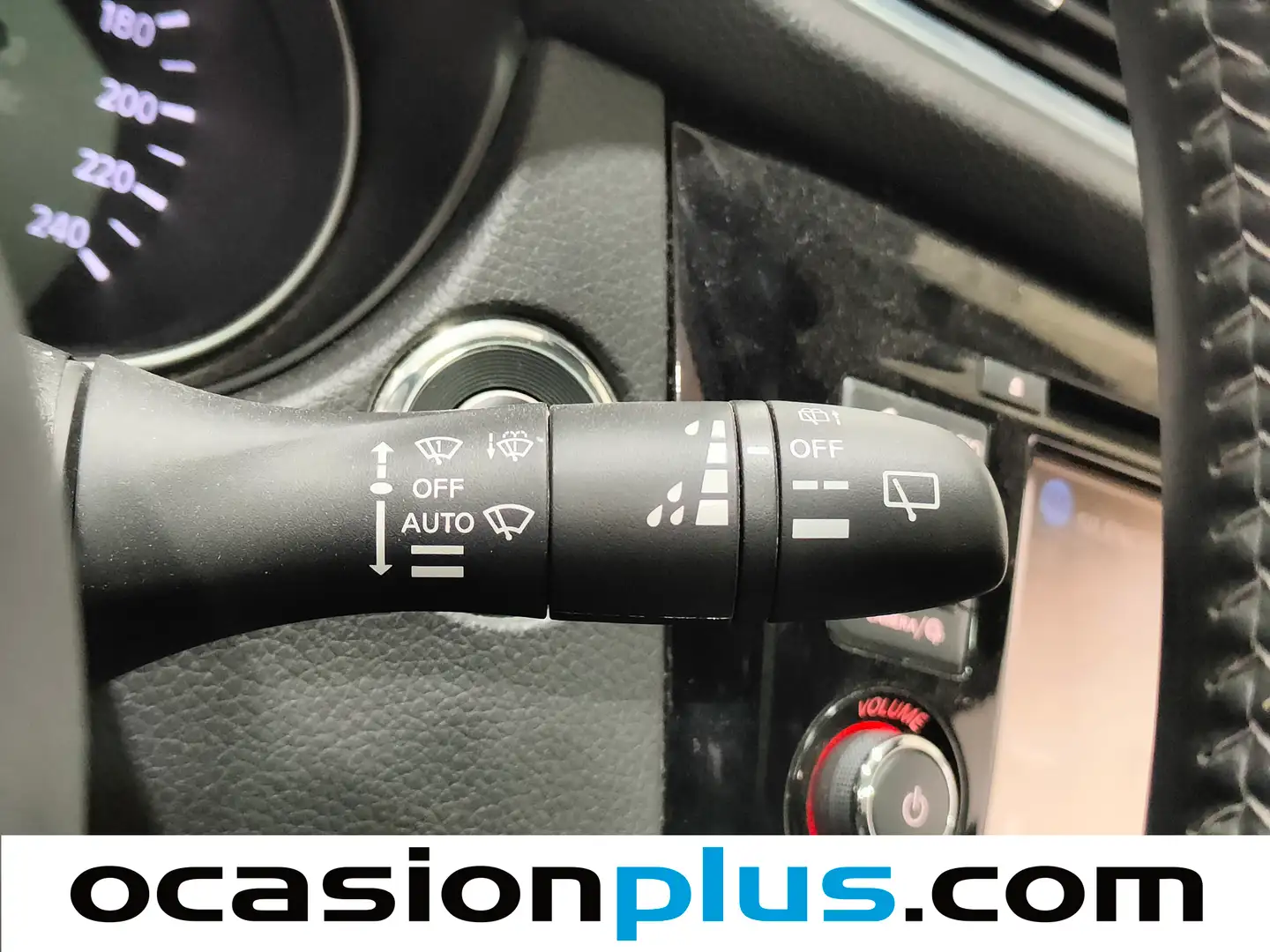 Foto Nissan QASHQAI Nissan Qashqai DIG-T 140 Tekna 4x2 (140 CV)