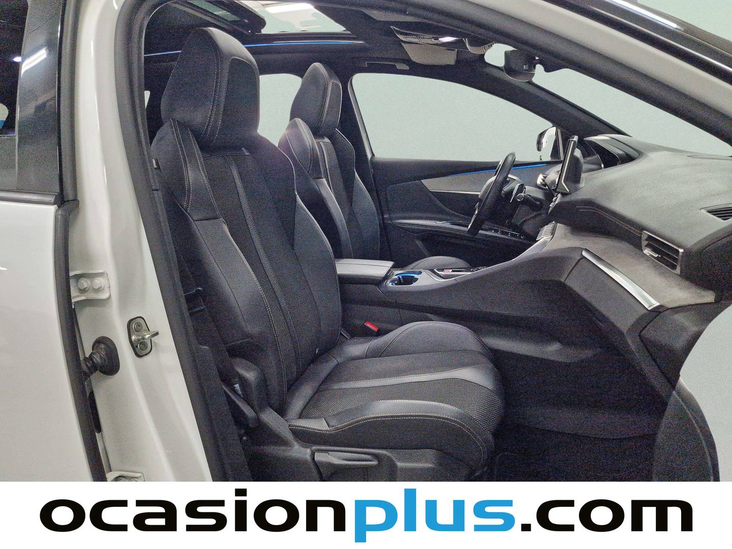 Foto Peugeot 3008 Peugeot 3008 PureTech 130 S&S GT EAT8 (130 CV)