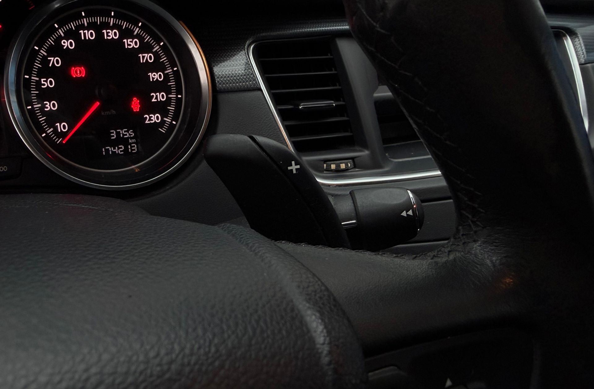 Peugeot 508 1.6 e-HDI BlueLion Active CMP - foto 26