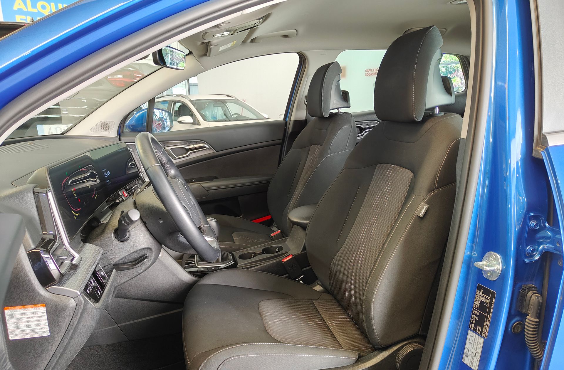 Kia Sportage 1.6 T-GDi MHEV Drive 4x2 - foto 12