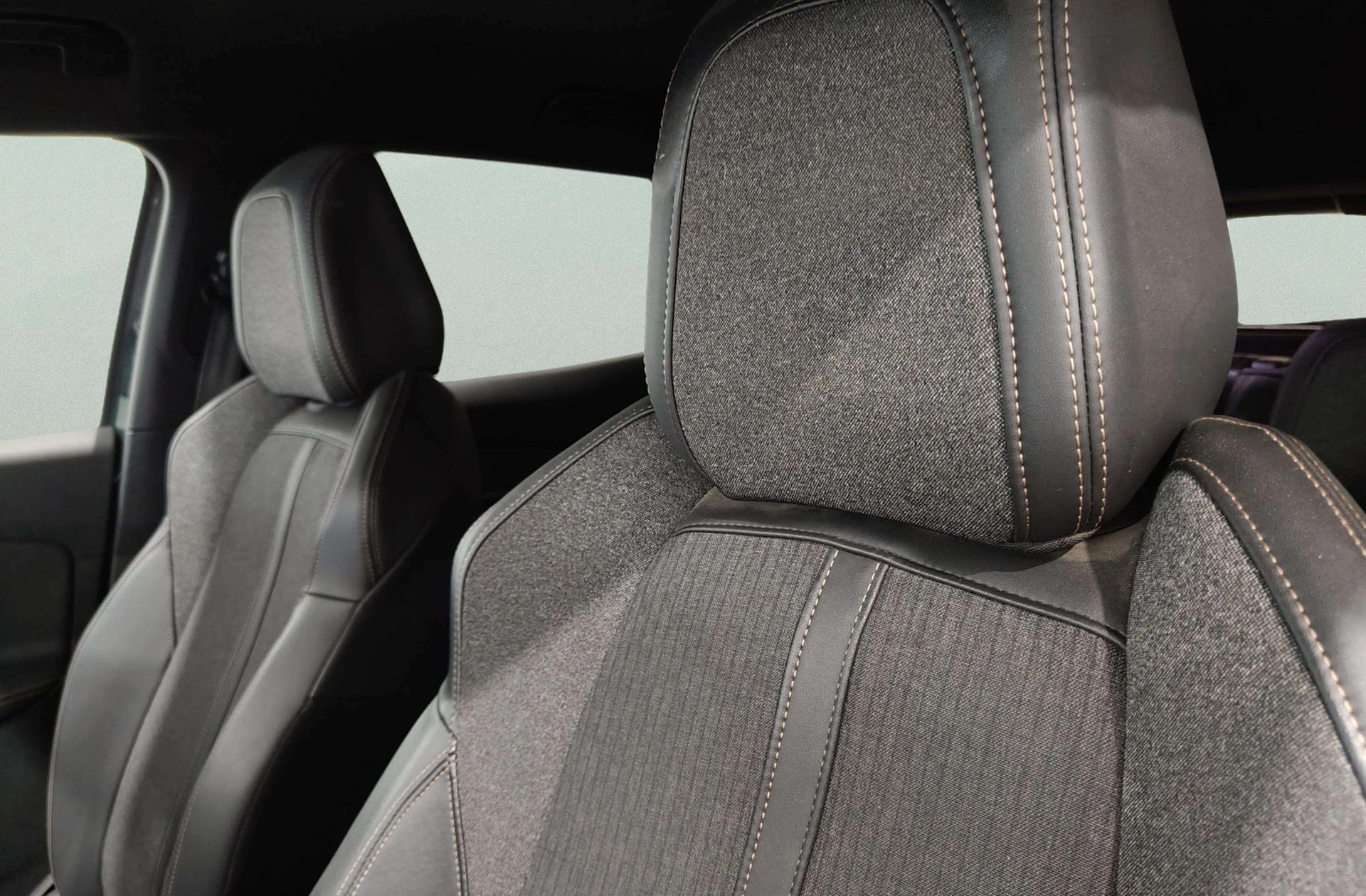 Peugeot 3008 BlueHDi 130 GT Line - foto 6