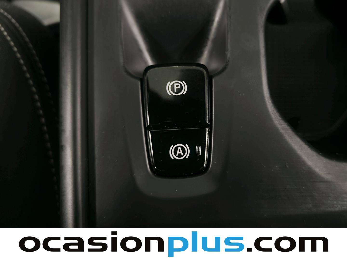 Foto Volvo XC40 Volvo XC40 B3 G Core Auto (163 CV)