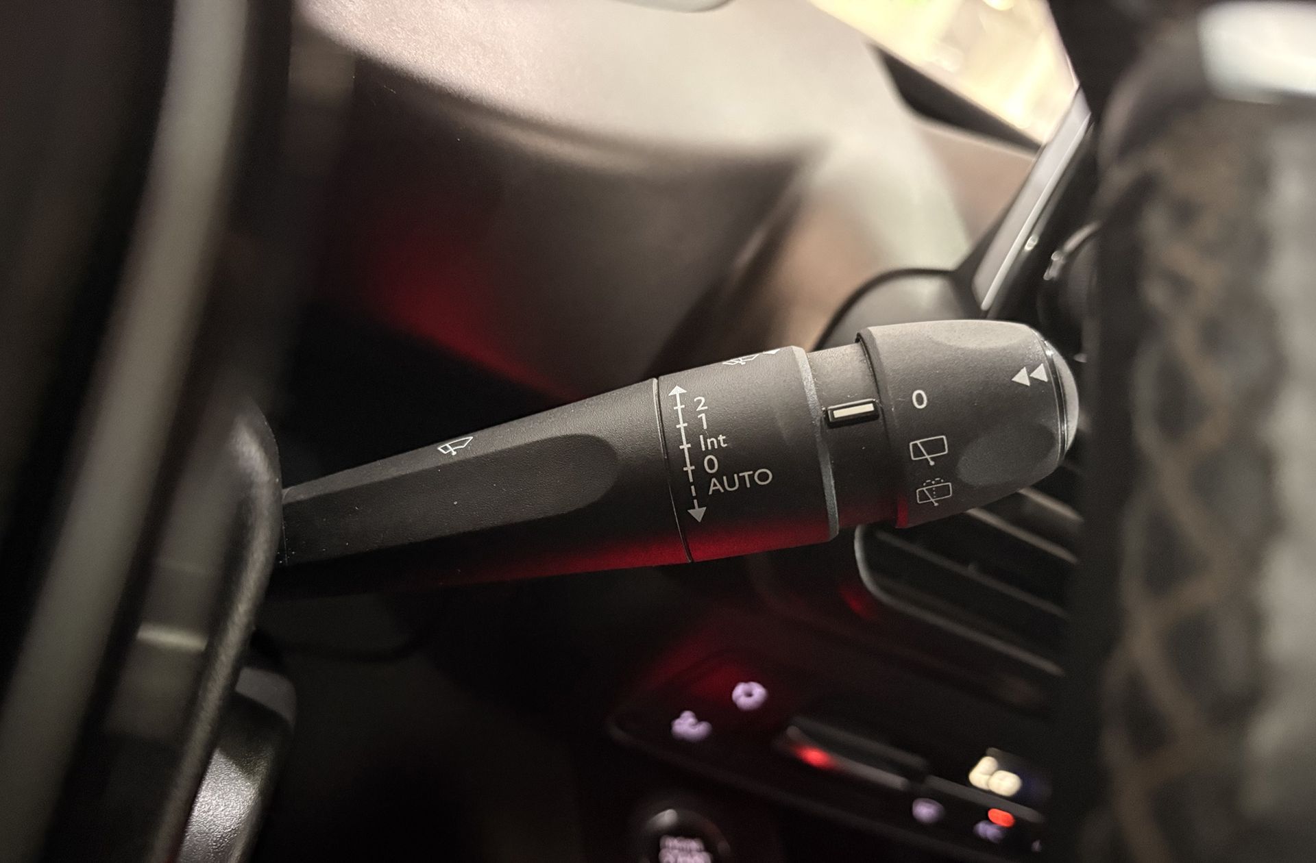 Peugeot Rifter BlueHDi 100 GT Line Standard - foto 25