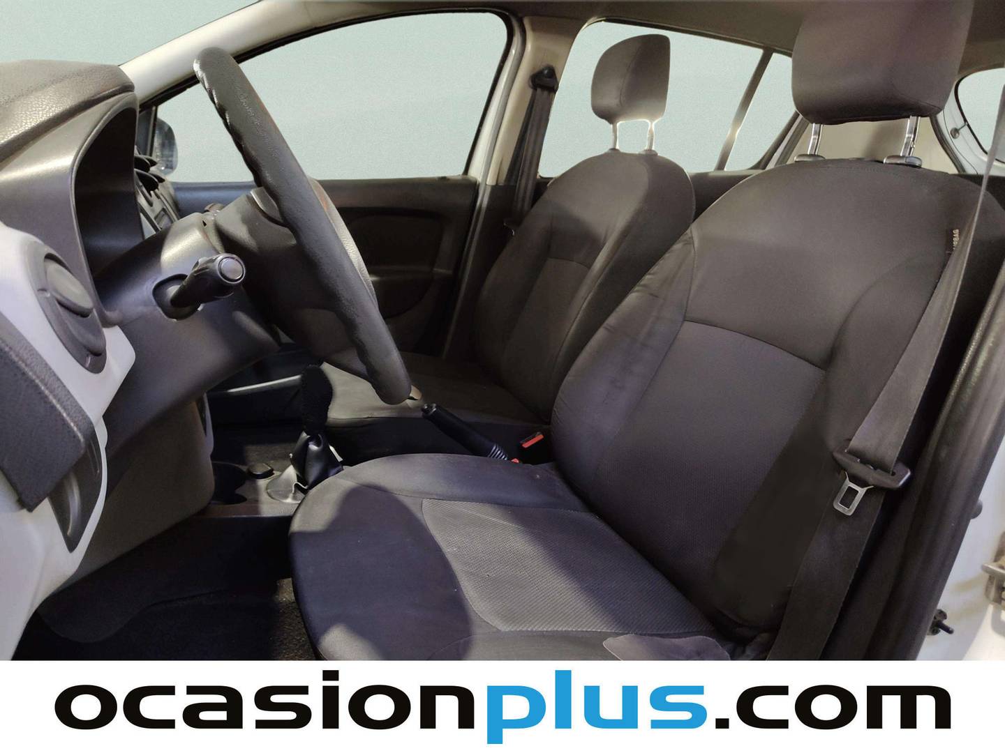 Foto asientos delanteros Dacia Sandero Dacia Sandero 1.2 Base (75 CV)