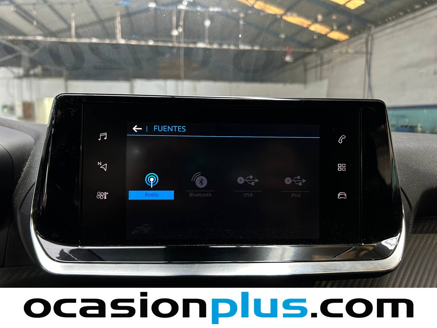 Foto Peugeot 2008 Peugeot 2008 PureTech 100 S&S Allure  (100 CV)