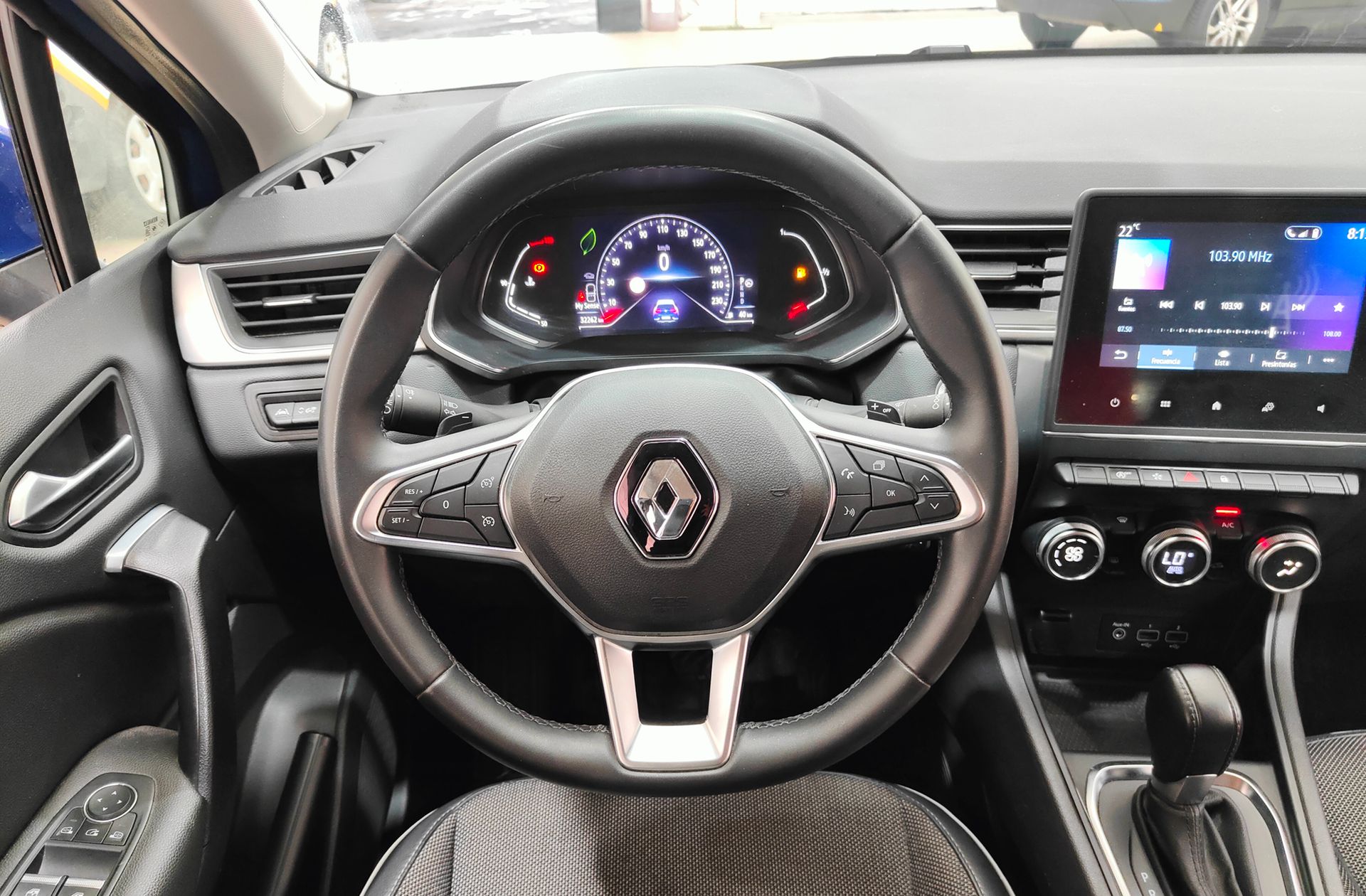 Renault Captur Zen TCe Micro Híbrido EDC GPF - foto 22