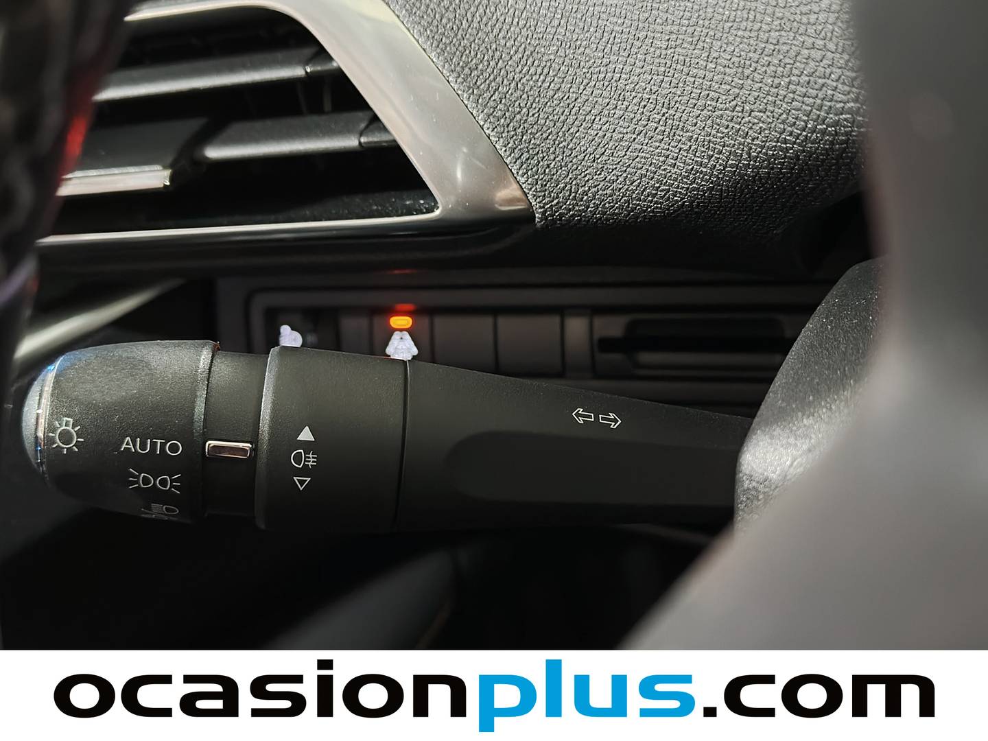 Peugeot 3008 Peugeot 3008 PureTech 130 S&S Roadtrip (130 CV) seminuevo
