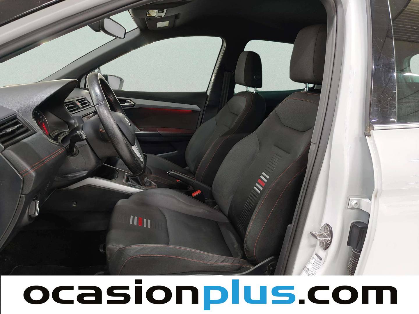 Foto asientos delanteros Seat Arona Seat Arona 1.0 TSI Ecomotive FR (115 CV)