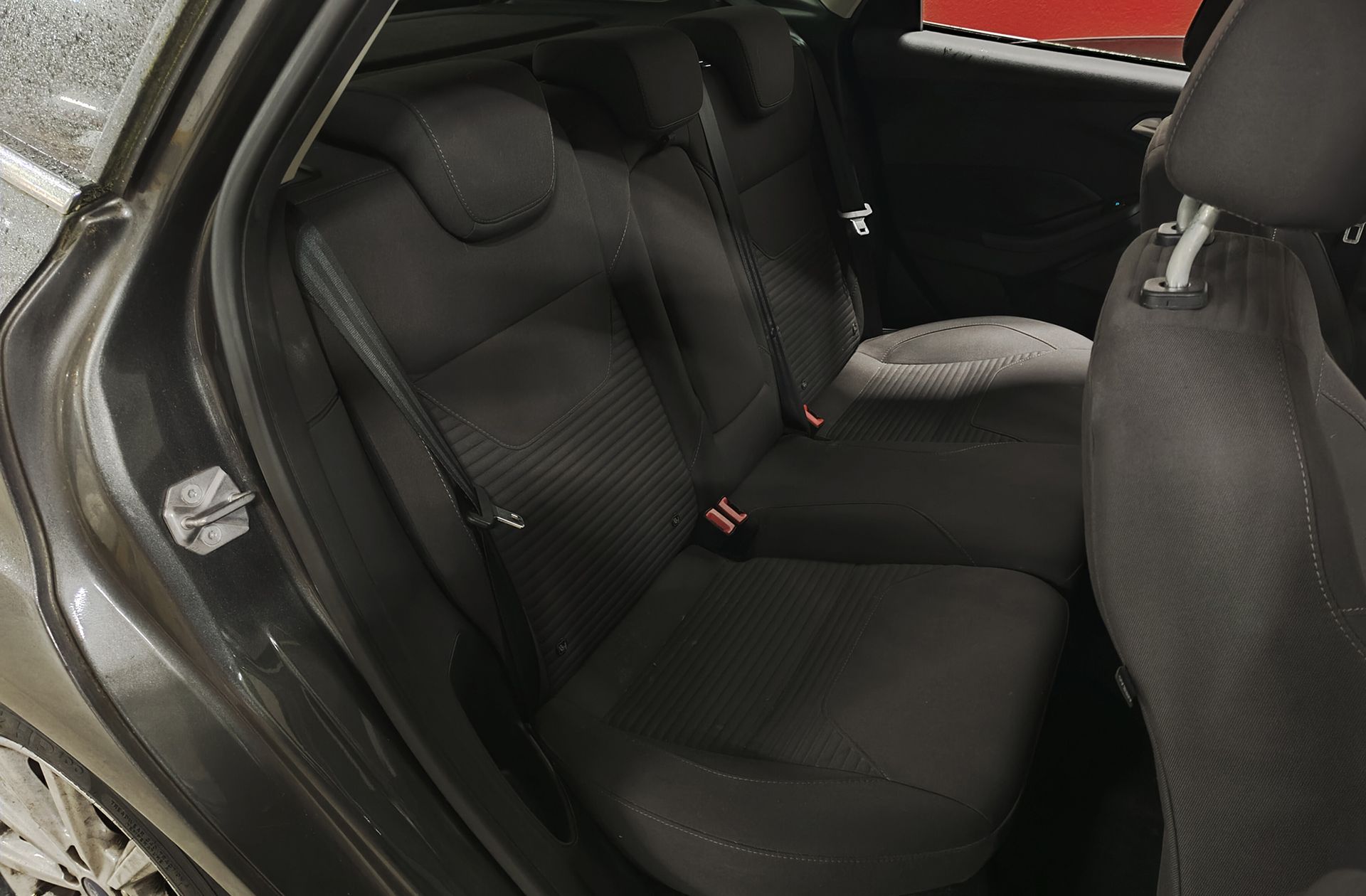 Ford Focus 1.0 EcoBoost Titanium - foto 15