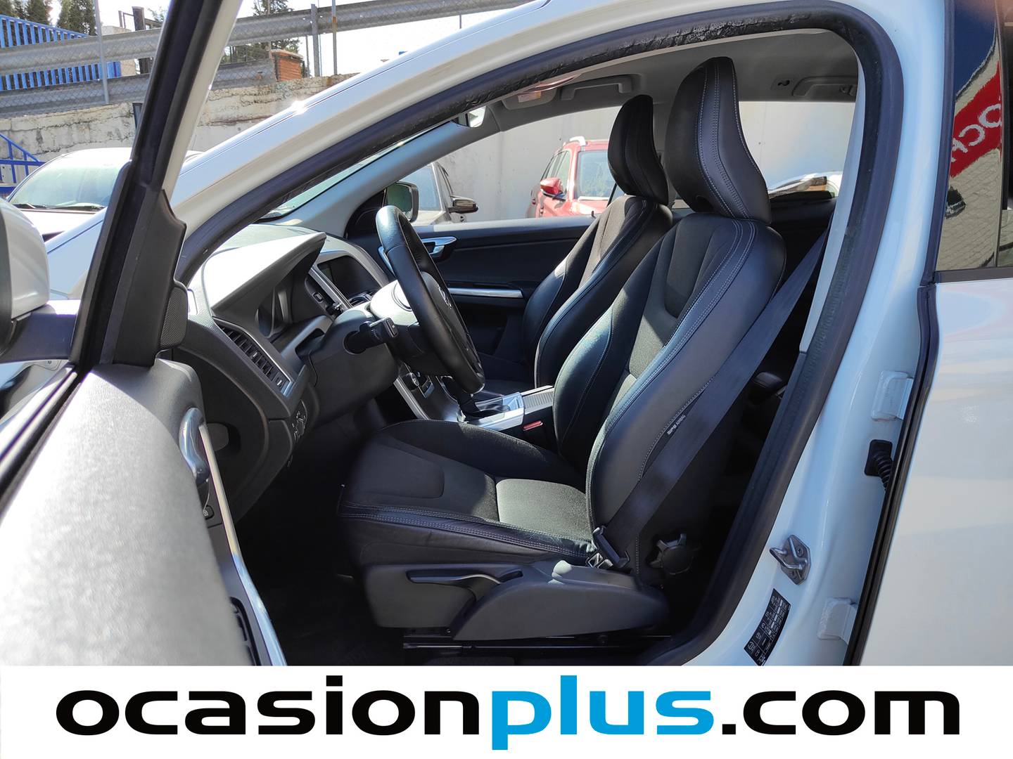 Foto asientos delanteros Volvo XC60 Volvo XC60 D3 Kinetic Auto (150 CV)