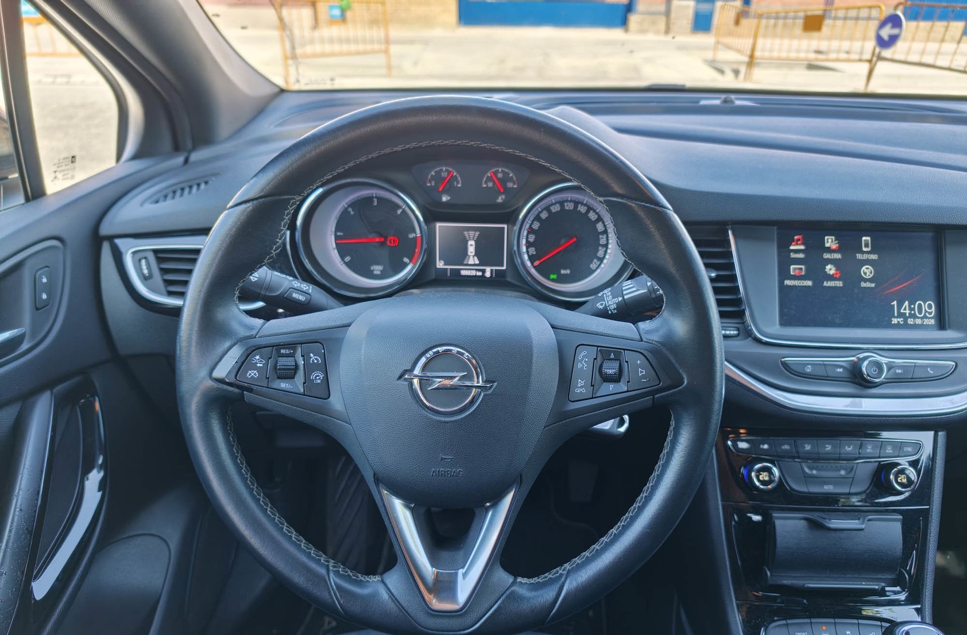 Opel Astra Sports Tourer 1.6 CDTI Dynamic - foto 25