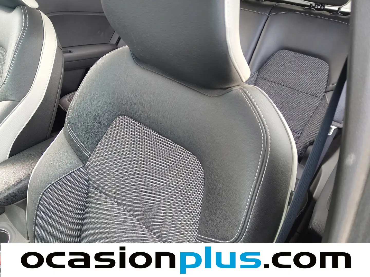 Foto Renault Captur Renault Captur Techno E-Tech Híbrido (145 CV)