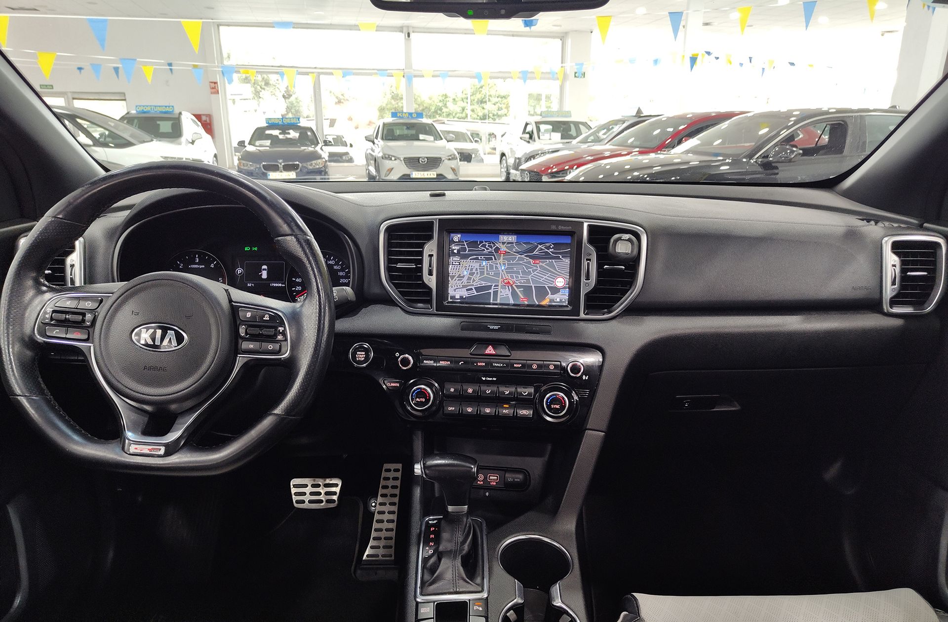 Kia Sportage 2.0 CRDi GT Line 4x4 - foto 12
