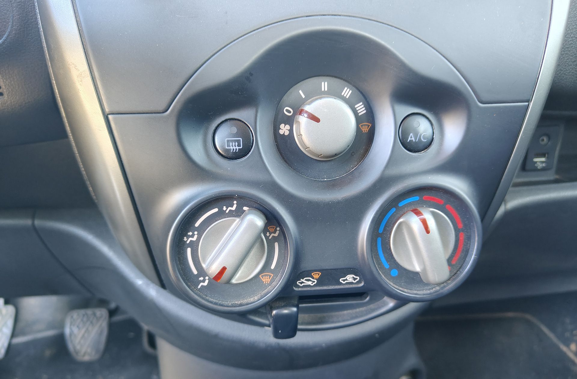 Nissan Micra 1.2G Naru Edition - foto 23