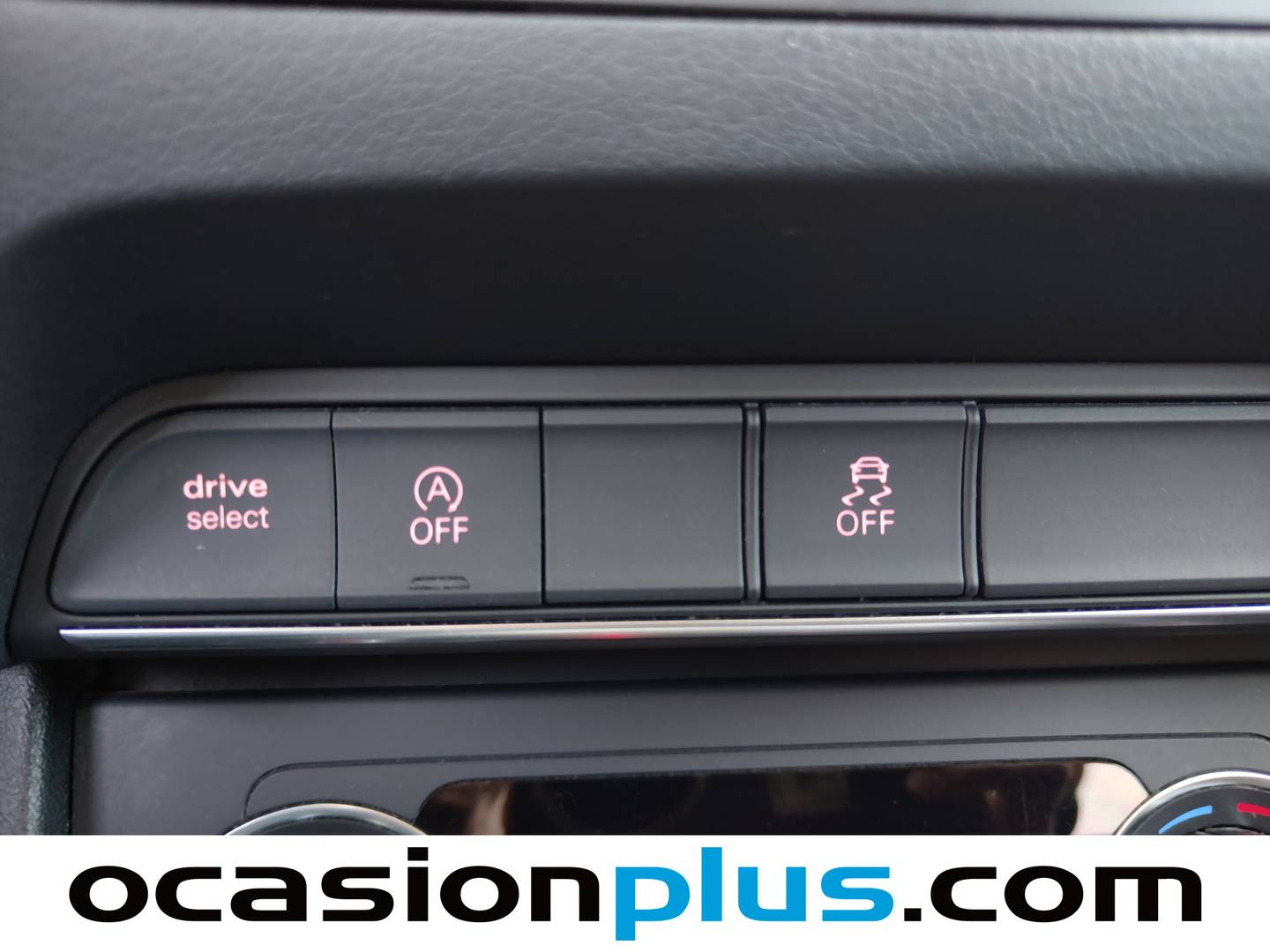 Equipamiento del Audi Q3 Audi Q3 edition 1.4 TFSI ultra CoD (150 CV)