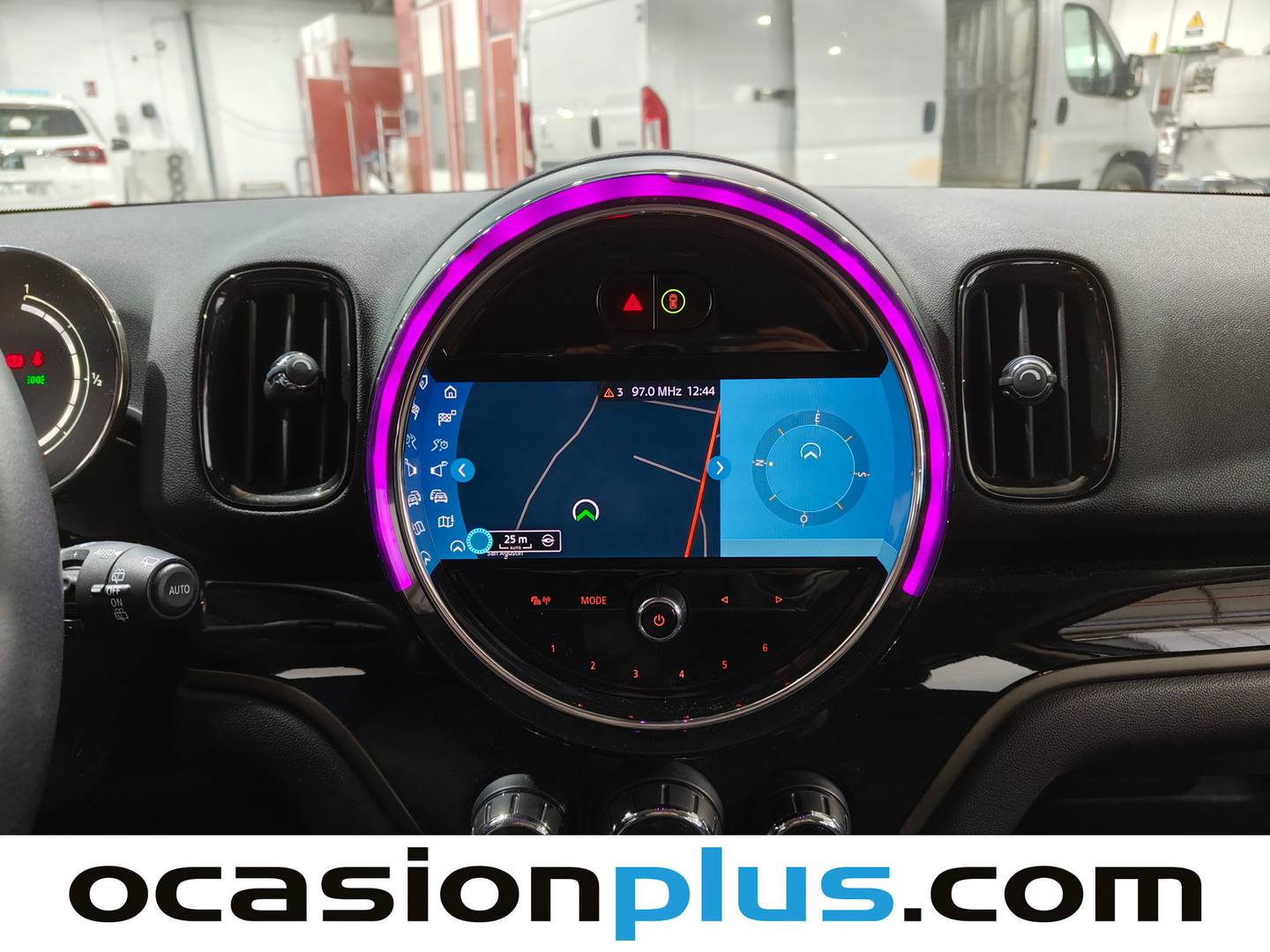 Equipamiento del Mini Countryman MINI MINI Countryman Cooper (136 CV)