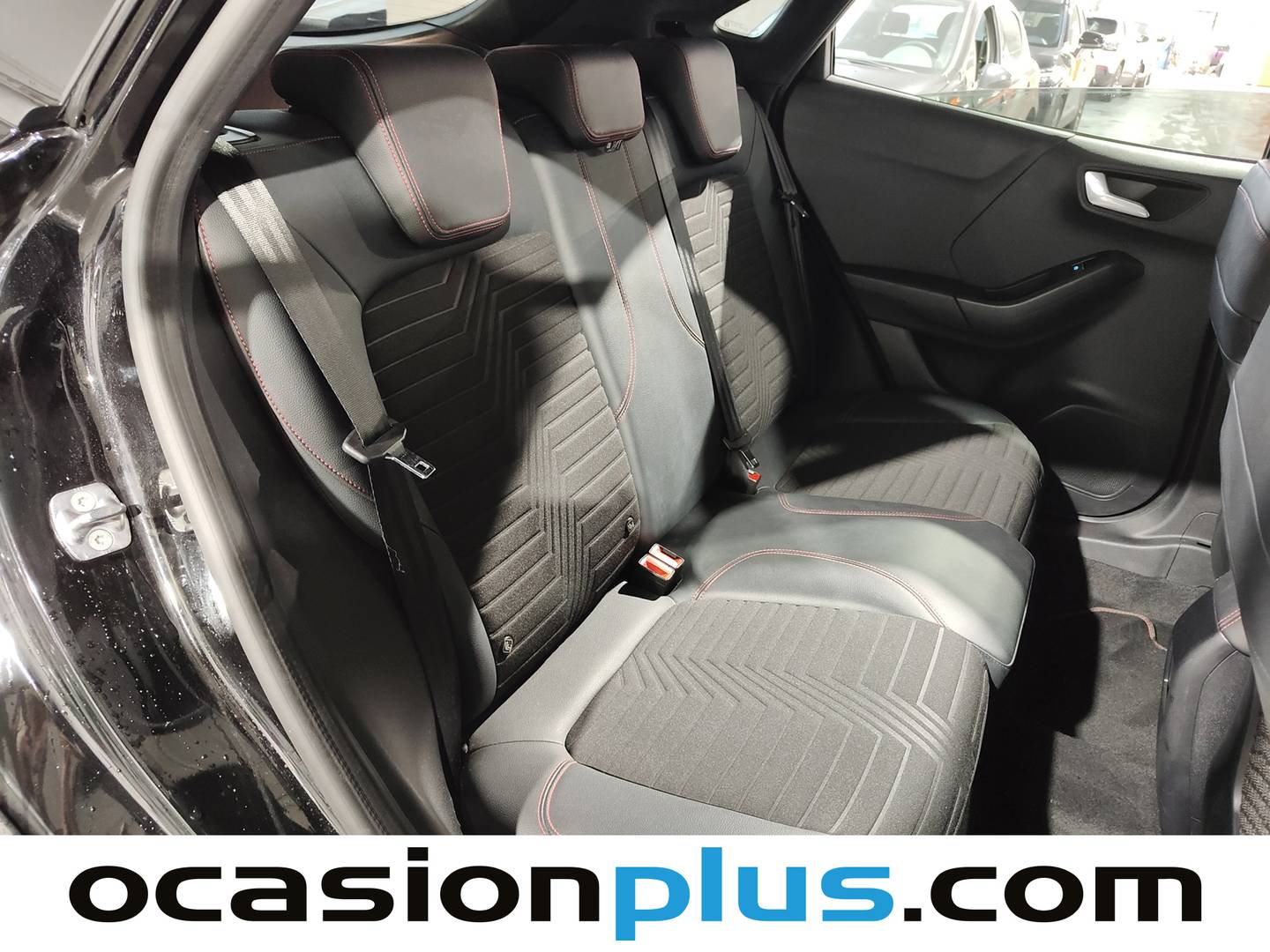 Foto Ford Puma Ford Puma 1.0 EcoBoost MHEV ST-Line X Auto (125 CV)