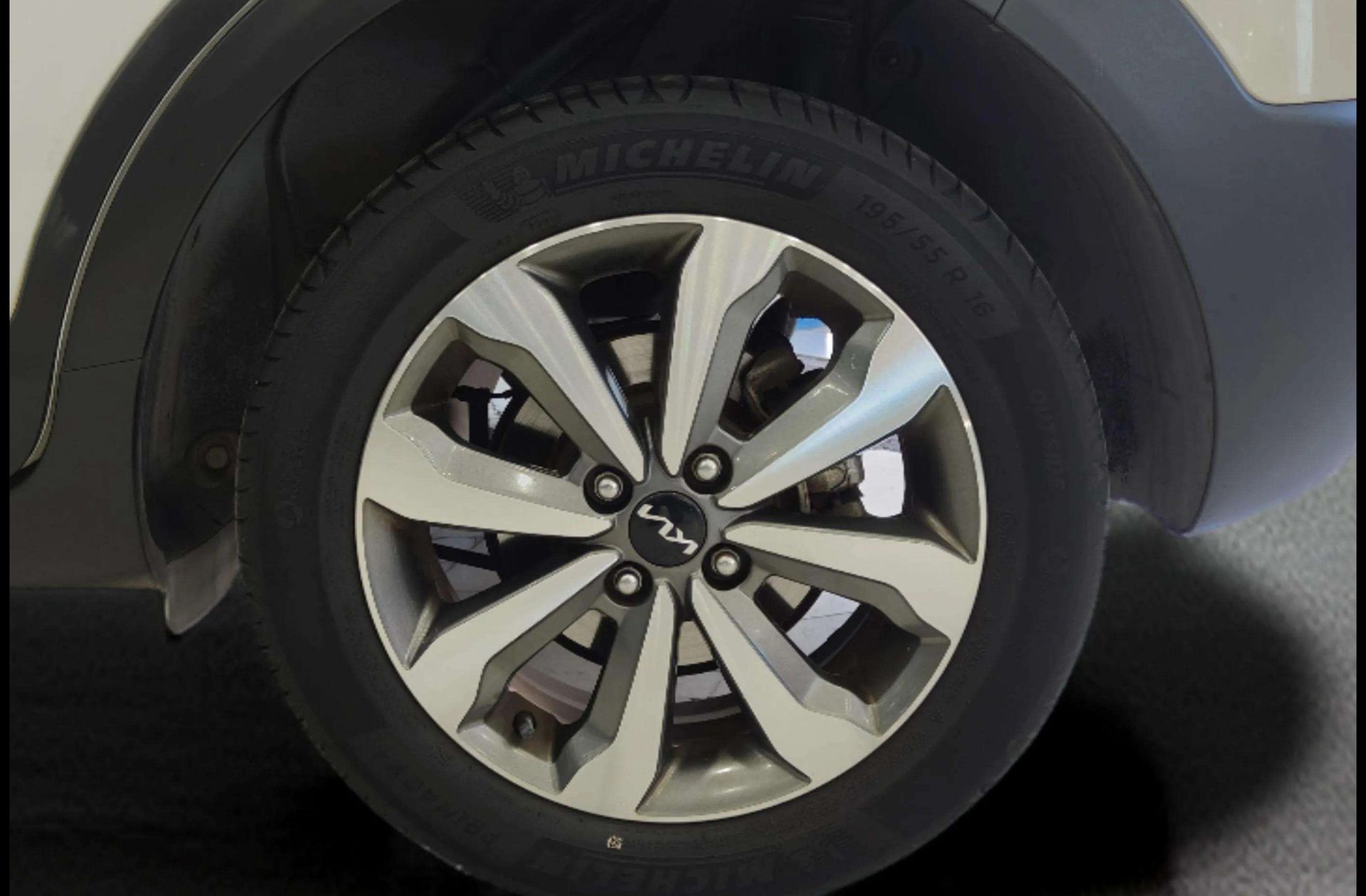 Kia Stonic 1.0 T-GDi MHEV iMT Concept - foto 27