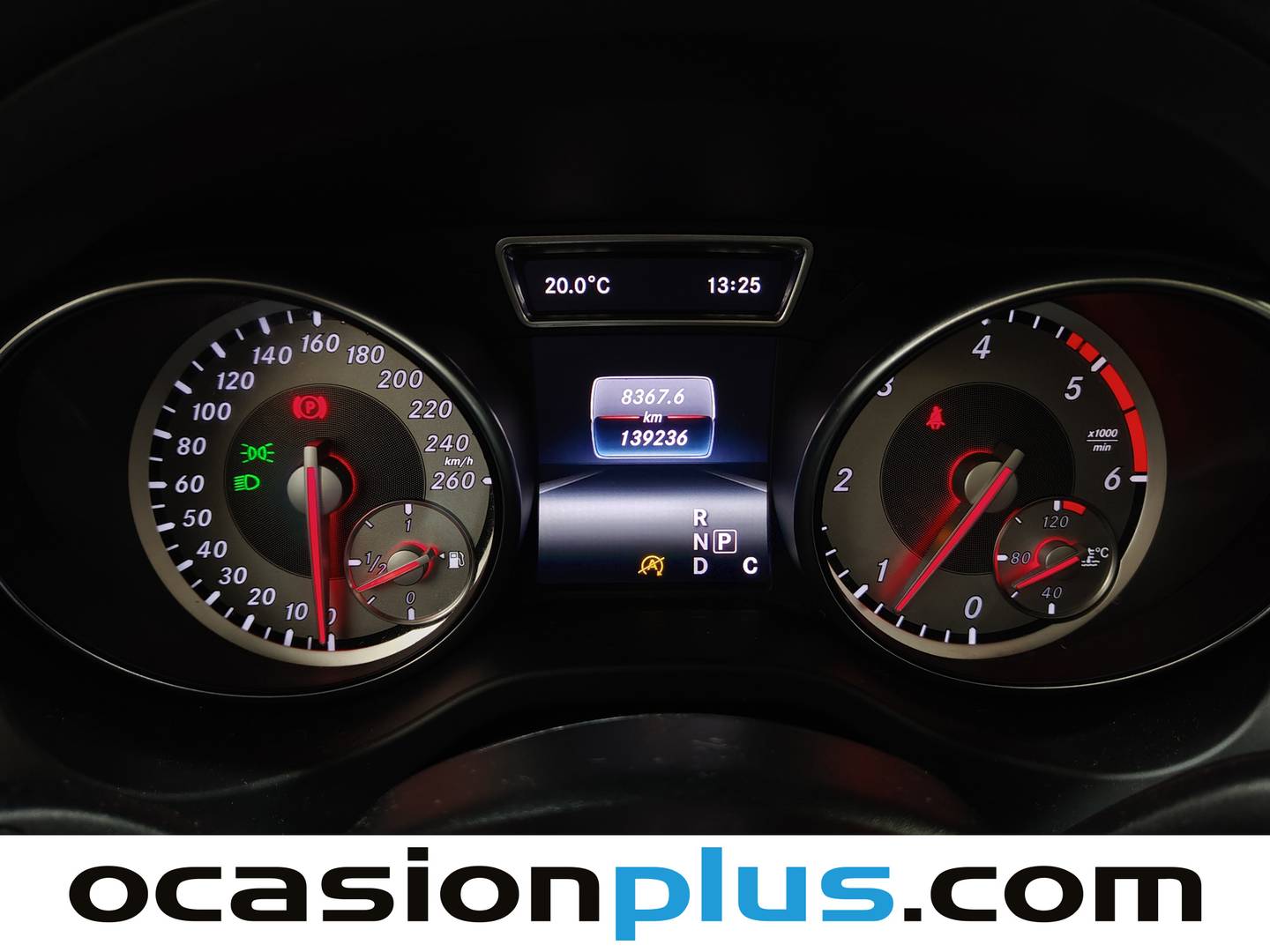 Foto Mercedes CLA Mercedes-Benz CLA Shooting Brake CLA 200 d (136 CV) Pack AMG