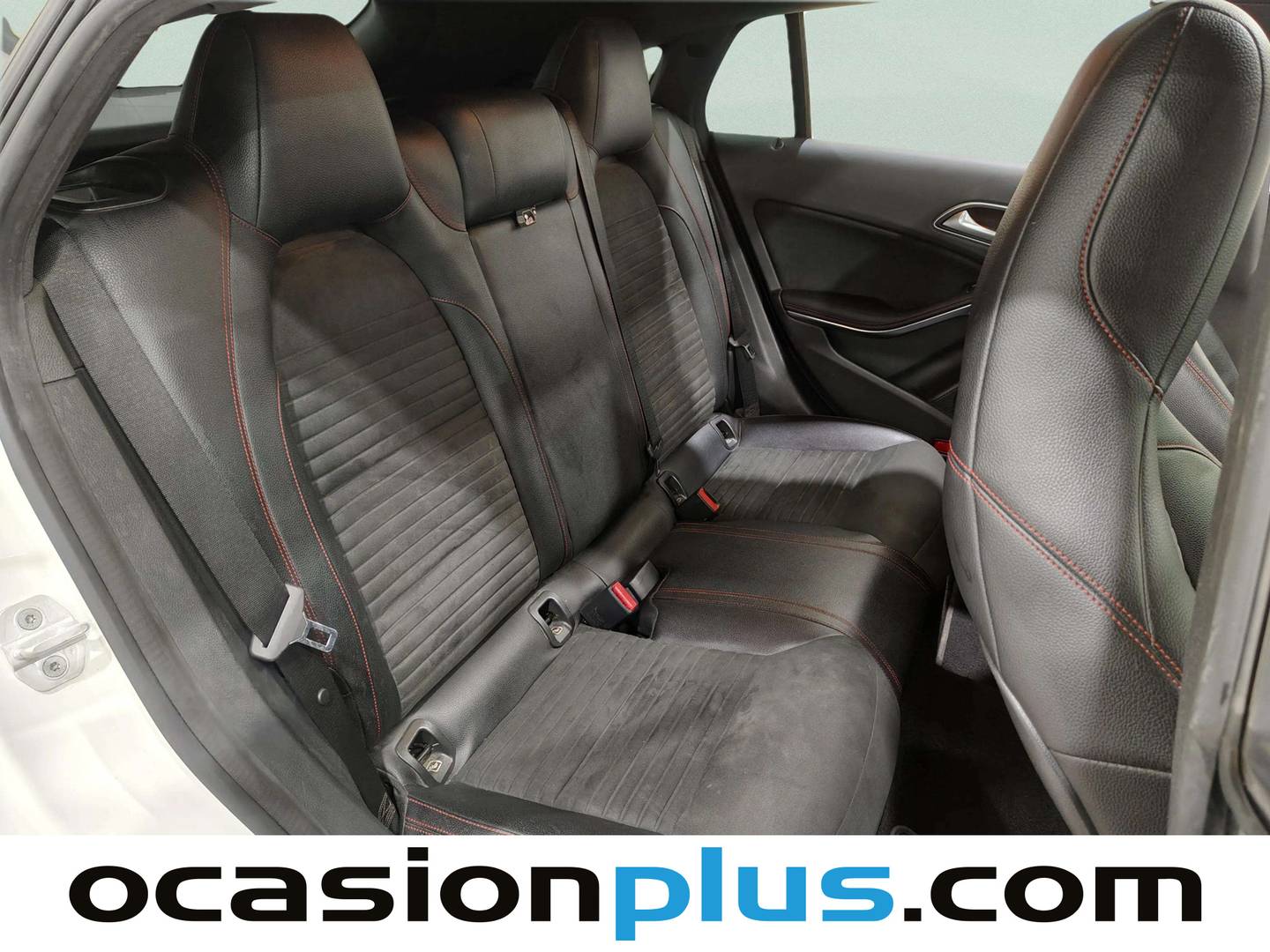 Foto Mercedes CLA Mercedes-Benz CLA Shooting Brake CLA 200 d (136 CV) Pack AMG