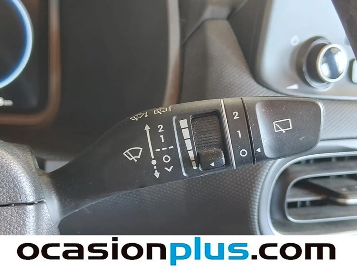 Foto Hyundai Kona Hyundai Kona 1.0 TGDi 48V Maxx 4x2 (120 CV)