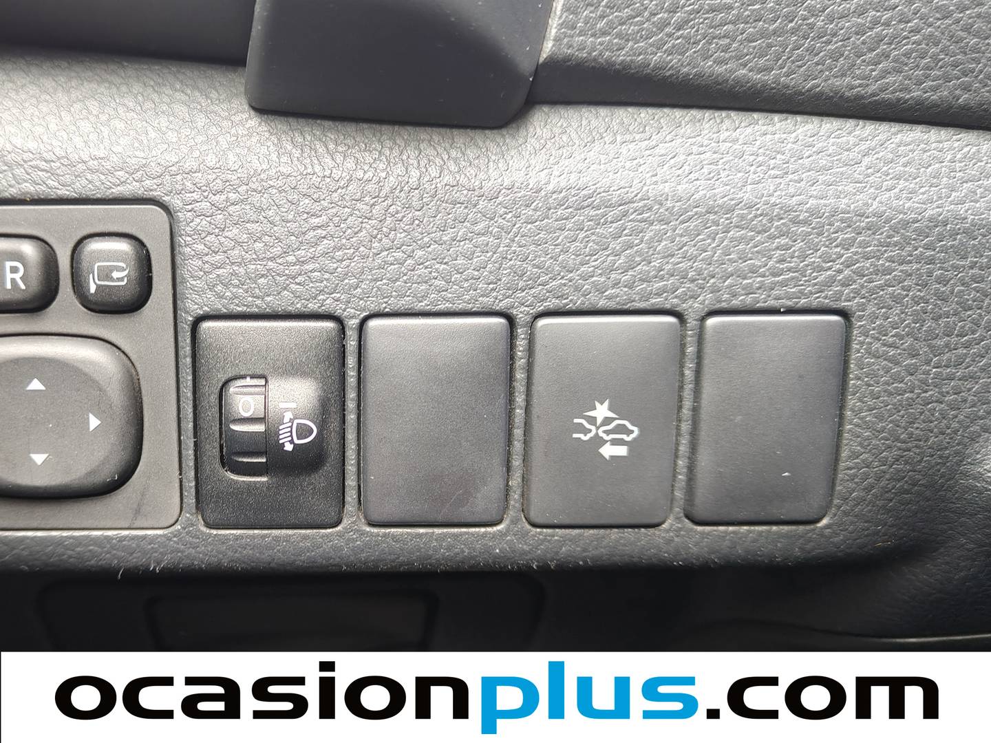 Acabados Toyota Auris Toyota Auris 140H Hybrid Feel! (136 CV)