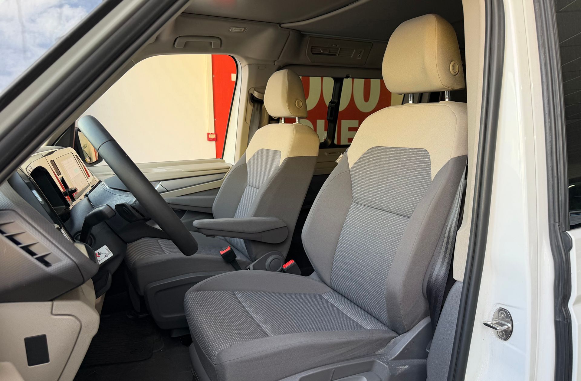 Volkswagen California Beach Tour 2.0 TDI DSG 5 plazas Camperizada - foto 25