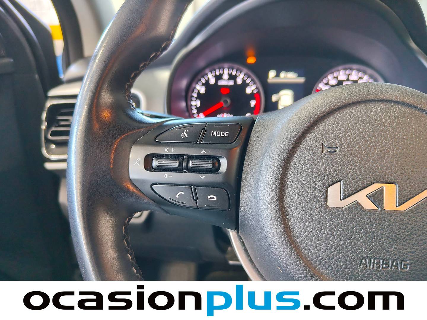 KIA Stonic KIA Stonic 1.0 T-GDi MHEV Drive DCT (120 CV) de ocasión