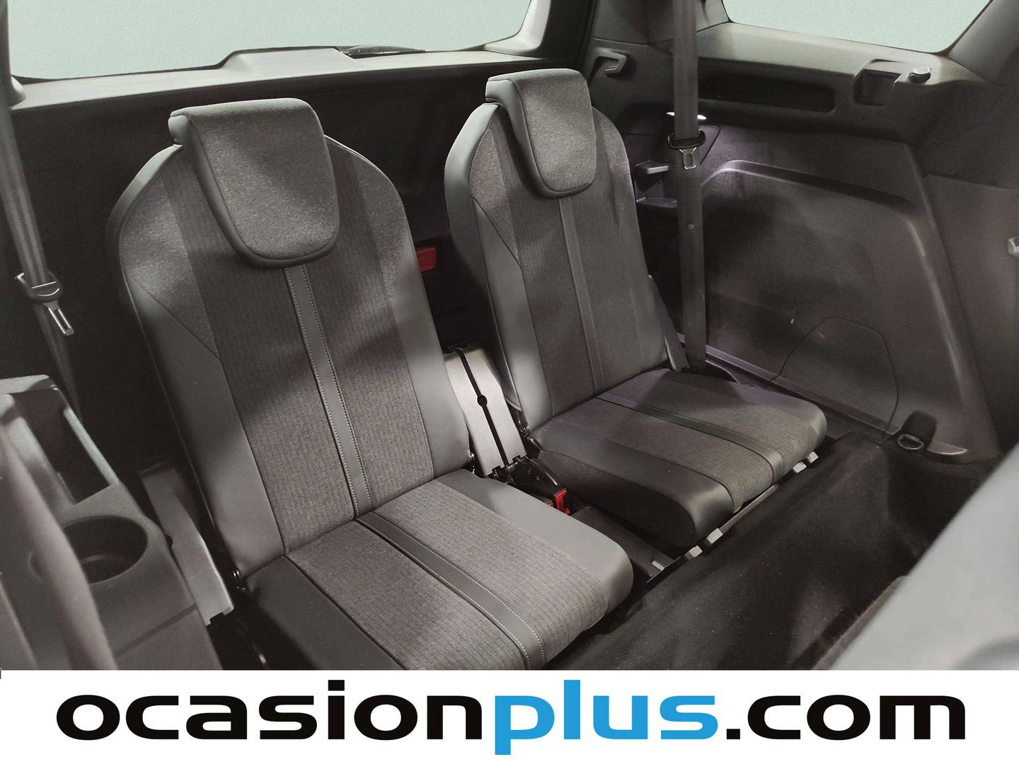 Foto asientos delanteros Peugeot 5008 Peugeot 5008 BlueHDI 130 S&S GT (130 CV) 7 Plazas